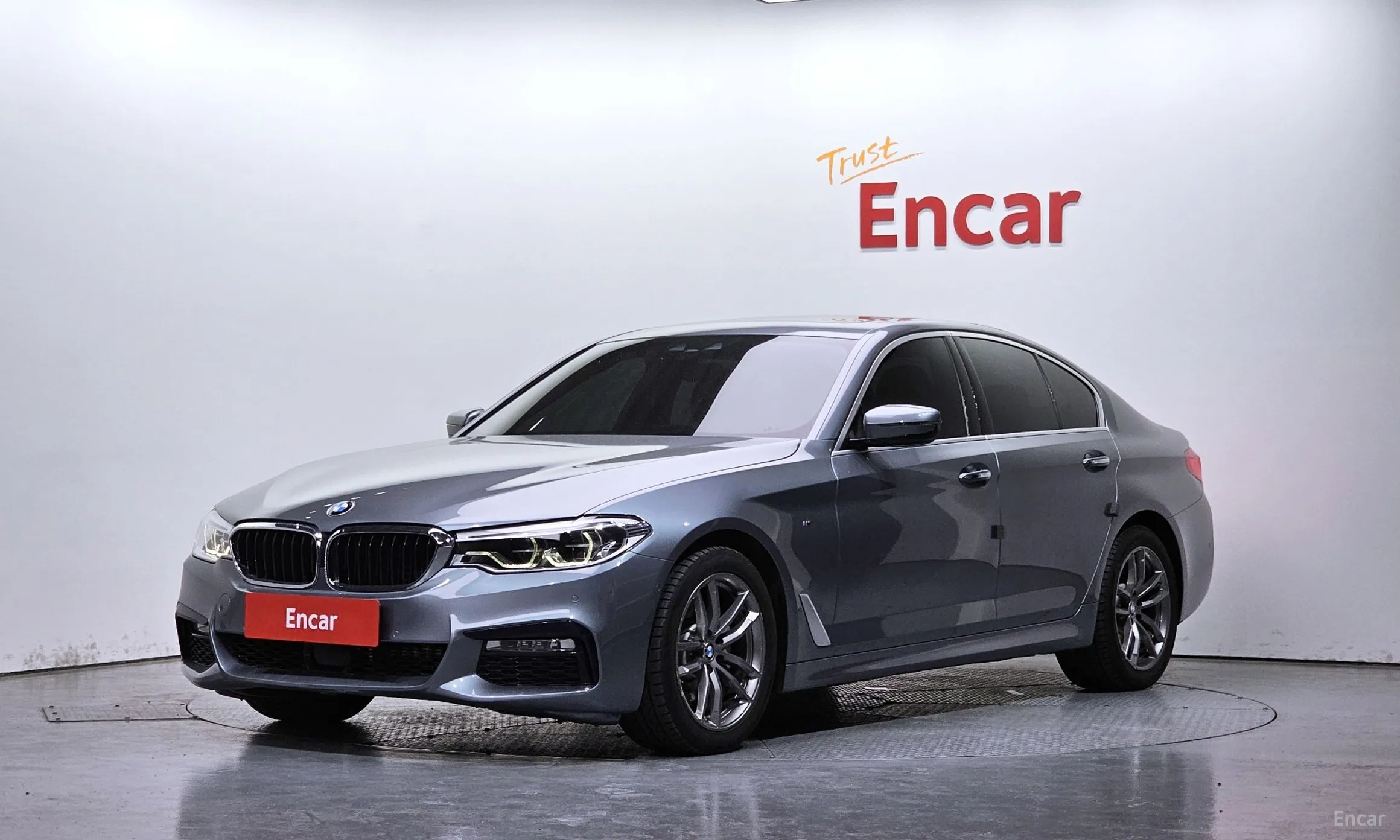 BMW 5 Series (G30)