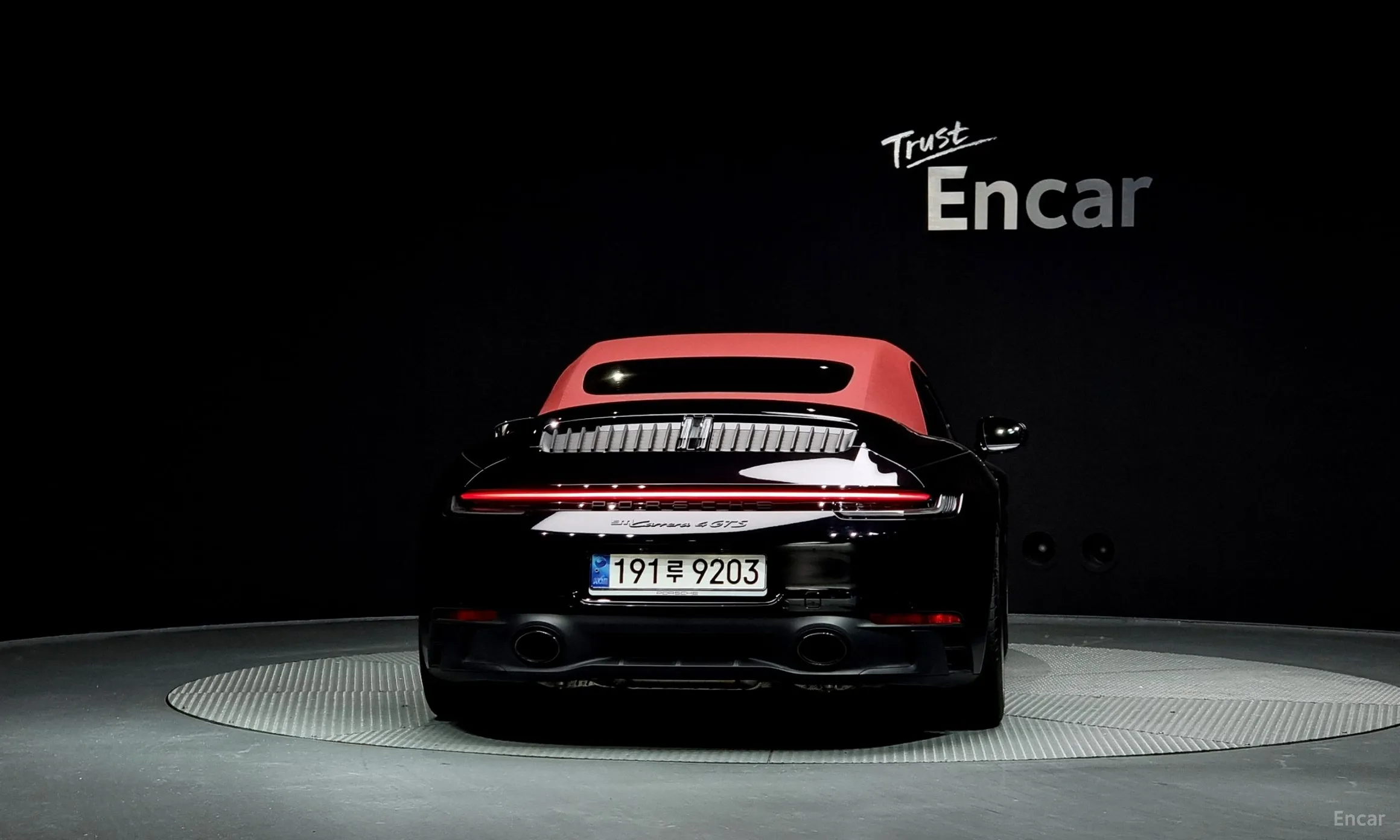 Porsche 911 (992) превью 3