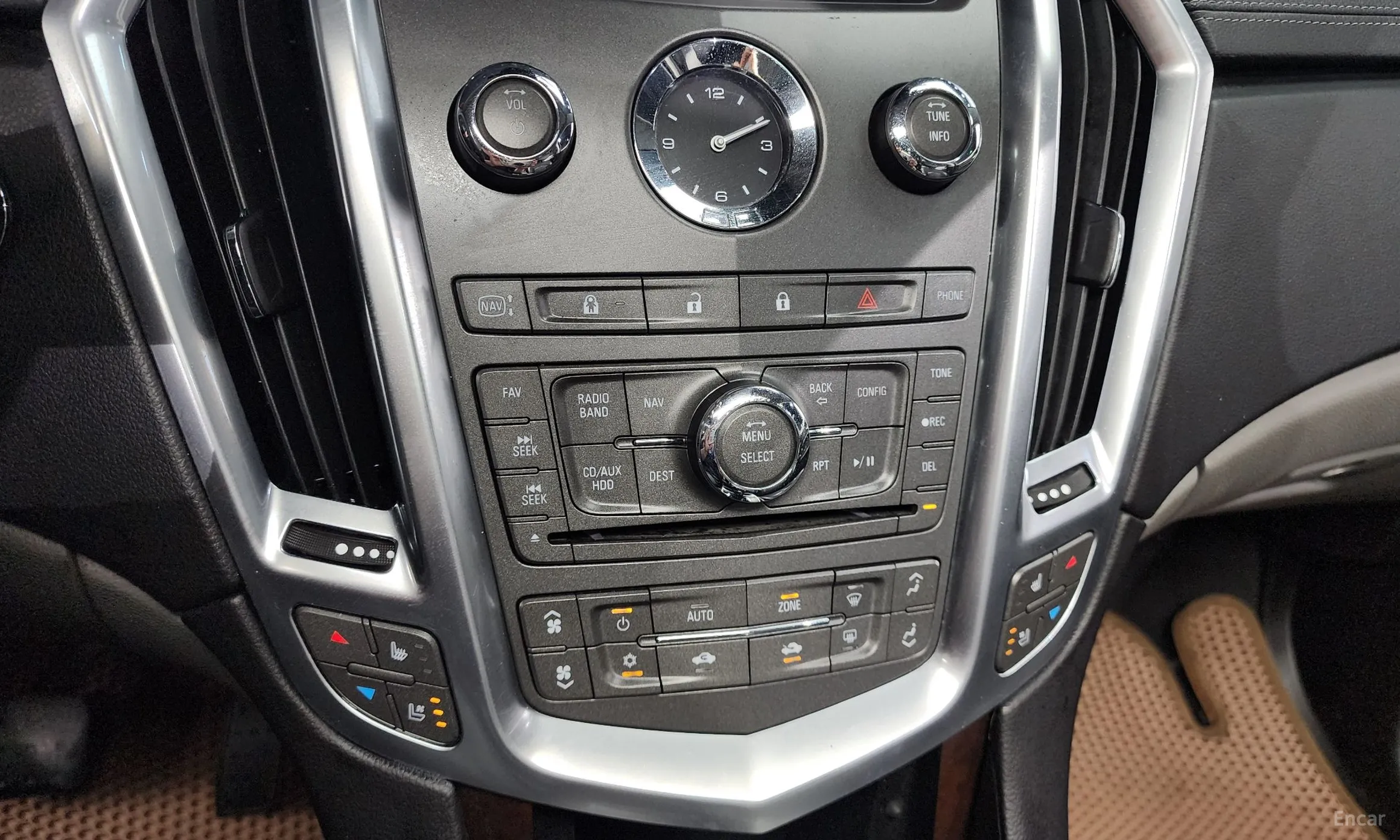 Cadillac All new SRX превью 16