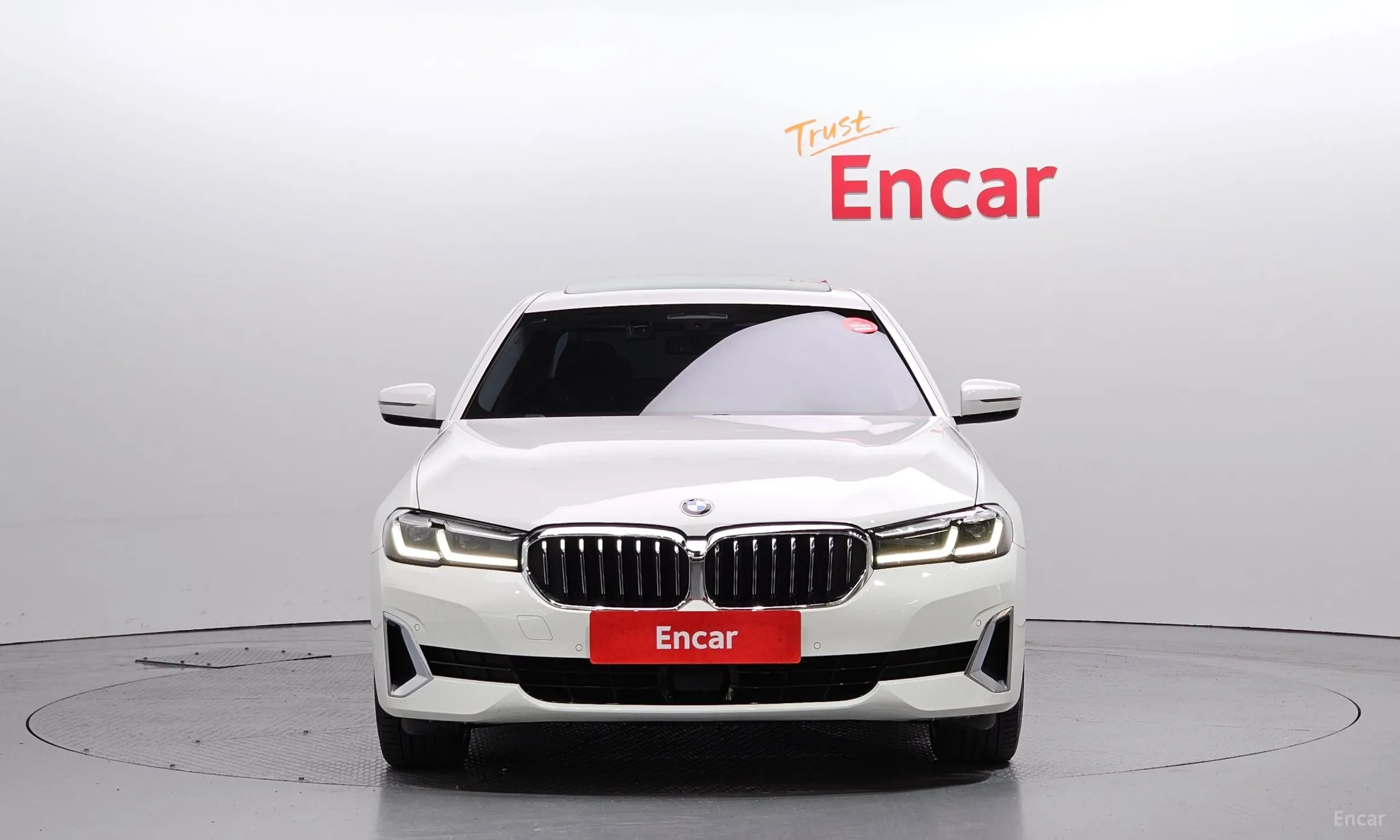 BMW 5 Series (G30)