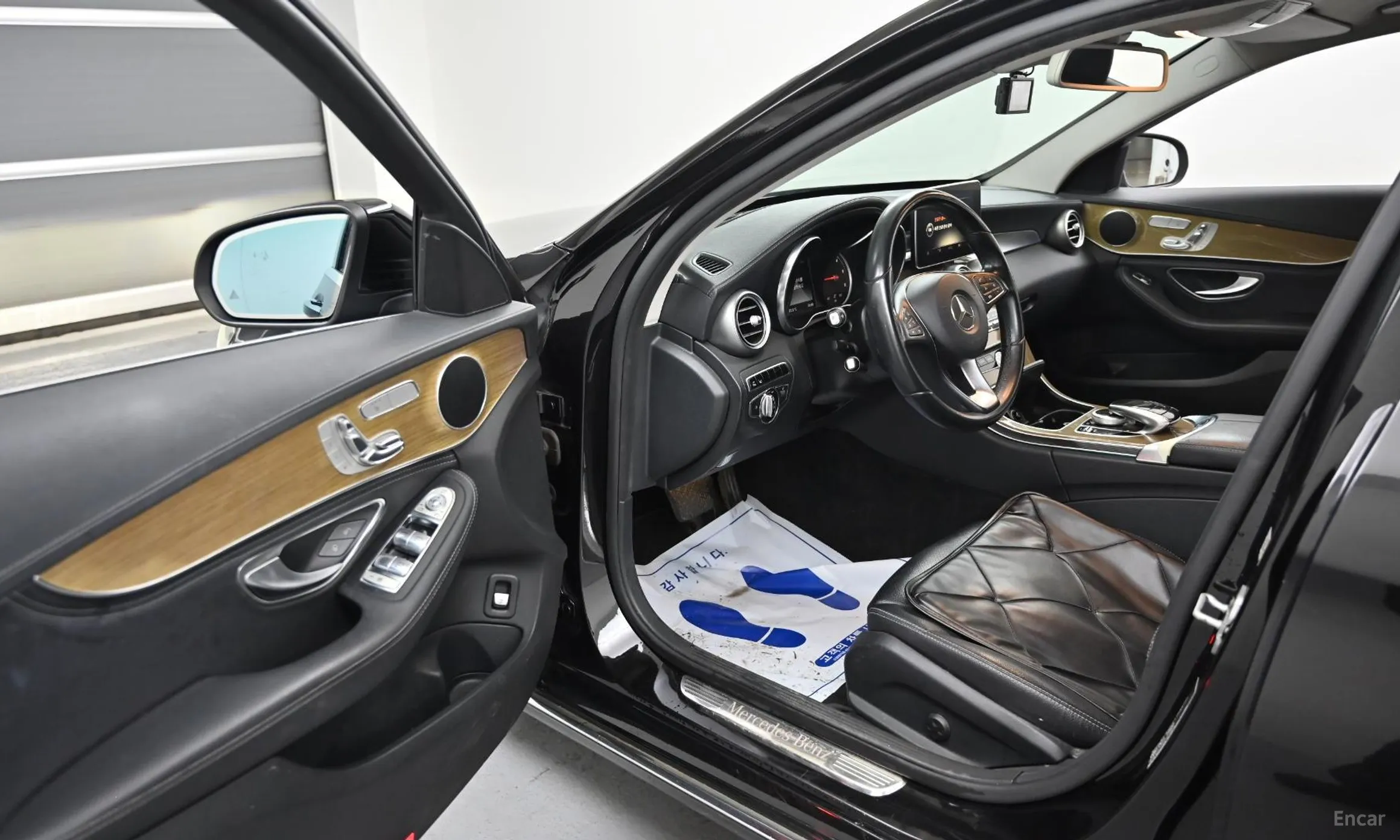 Mercedes Benz C-Class W205 превью 4