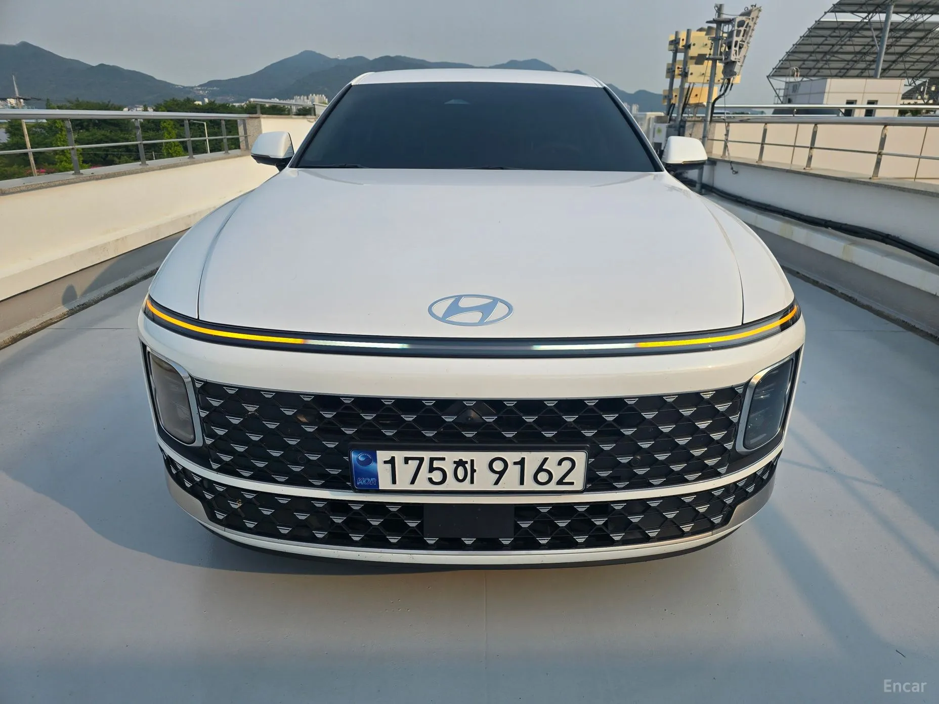 Hyundai Grandeur Hybrid (GN7)