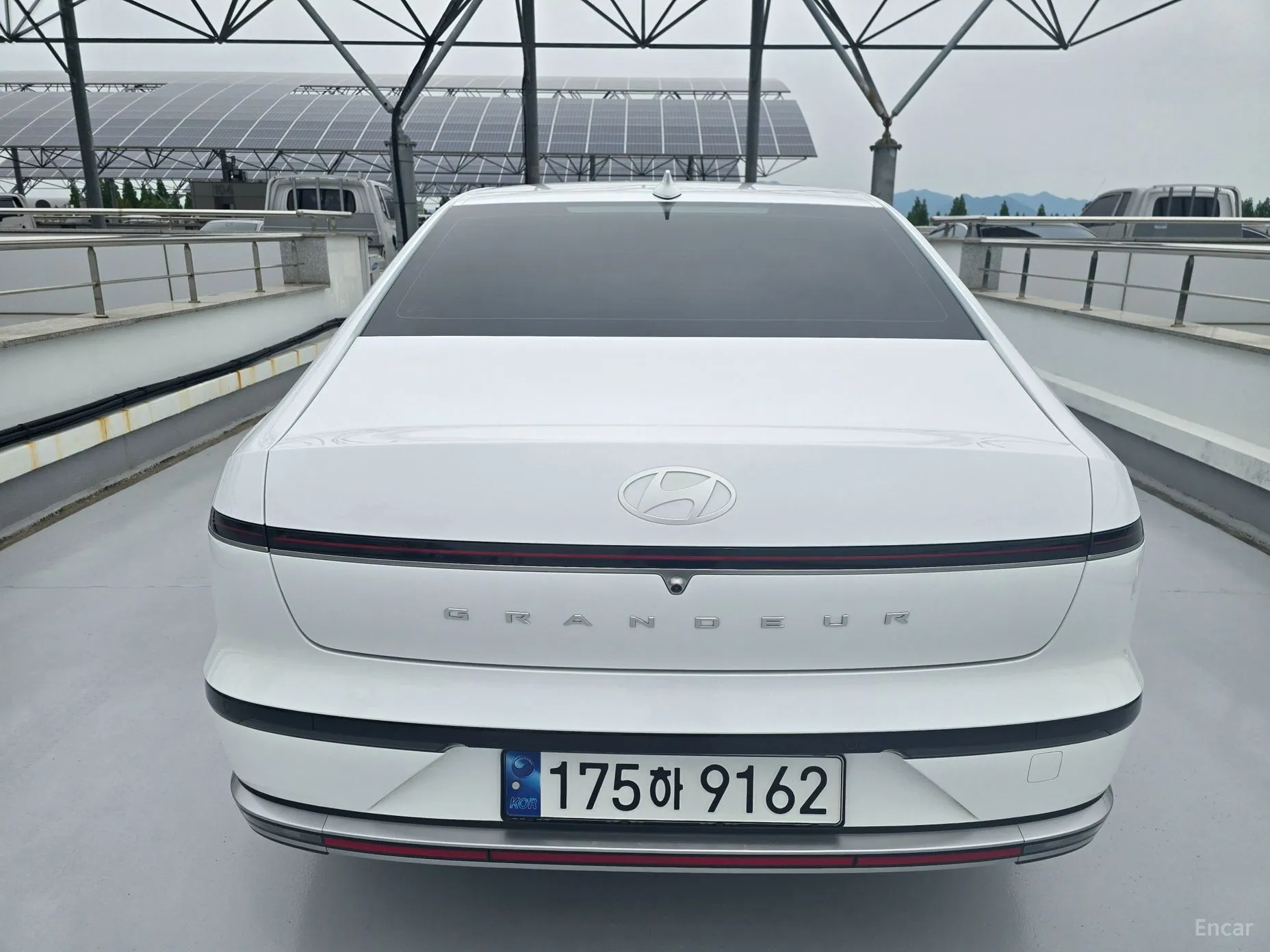 Hyundai Grandeur Hybrid (GN7) превью 3