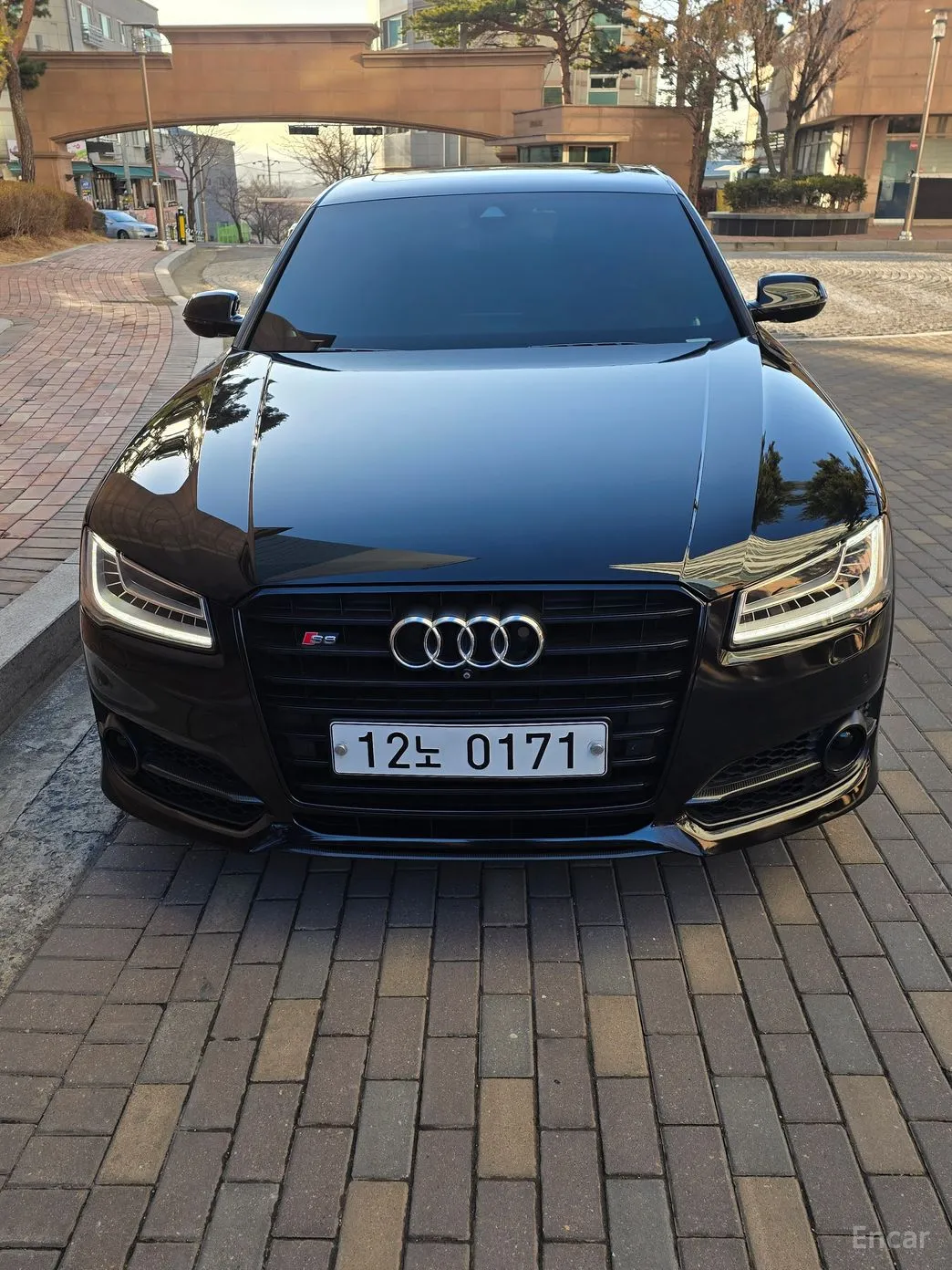 Audi S8