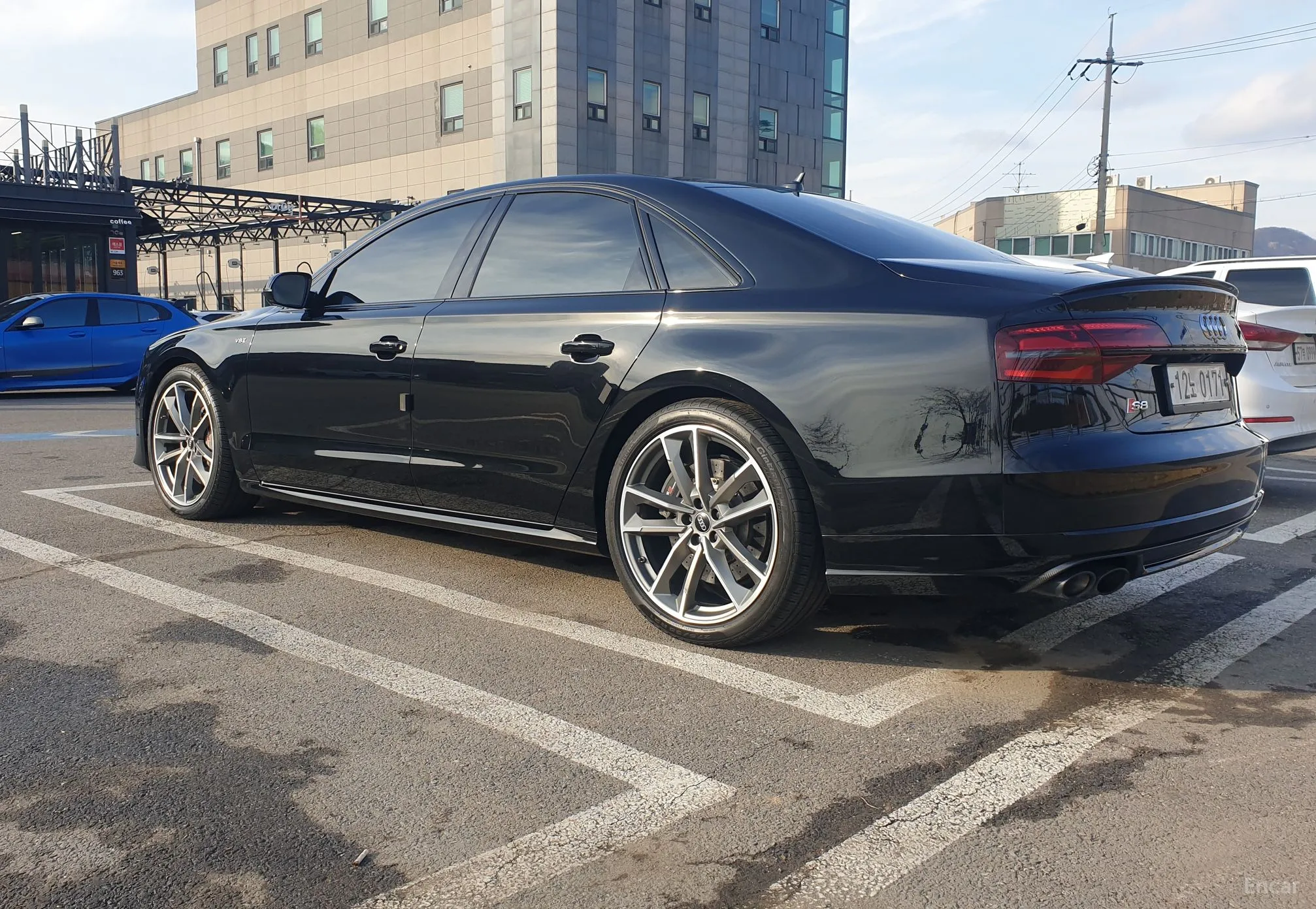Audi S8