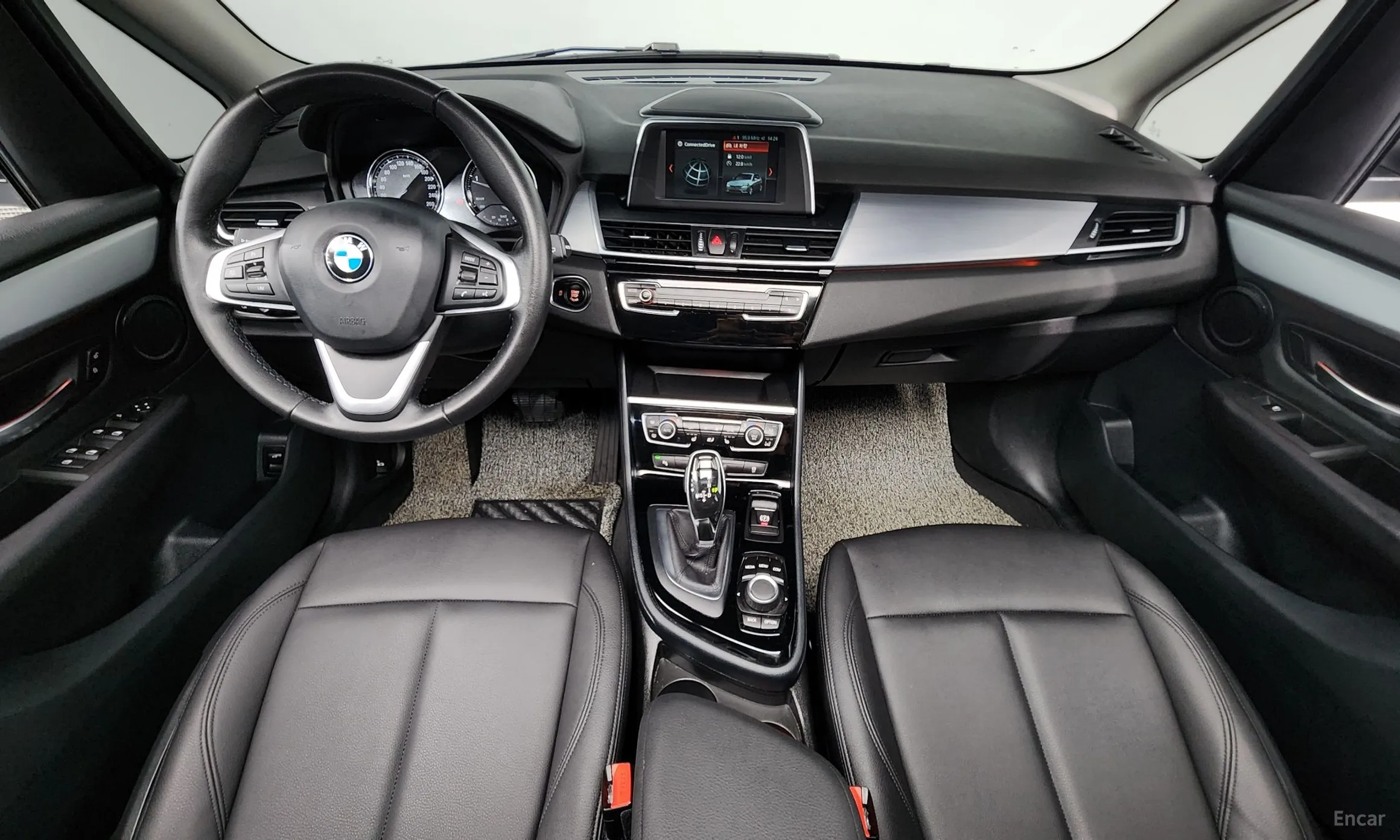 BMW 2-Series Active Tourer (F45) превью 4