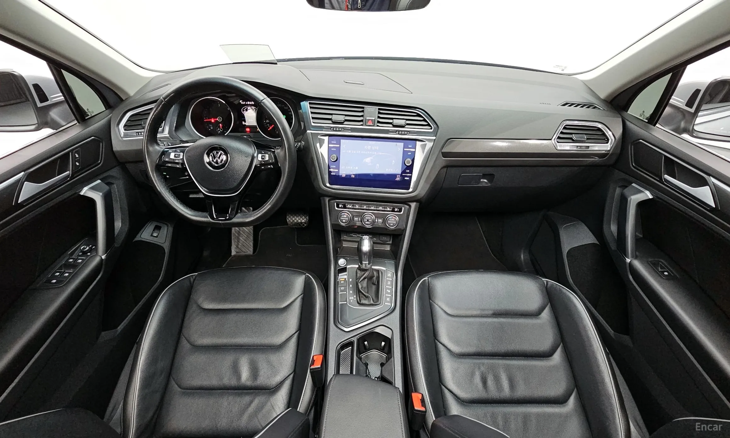 Volkswagen Tiguan 2nd Generation превью 4