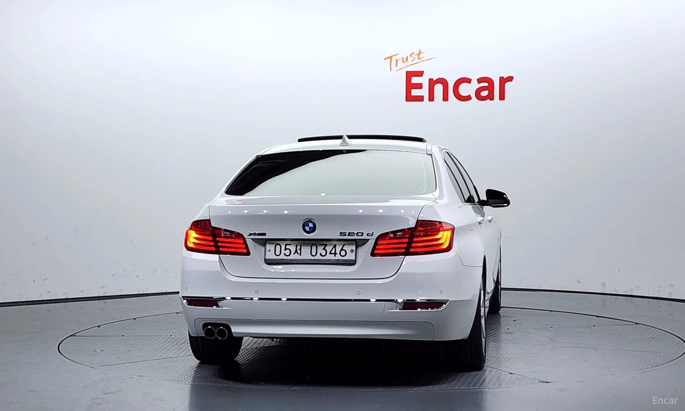 BMW 5 Series (F10) превью 3