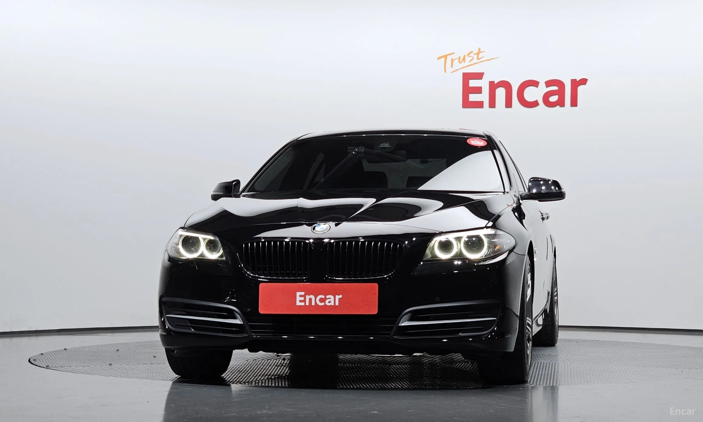 BMW 5 Series (F10) превью 2
