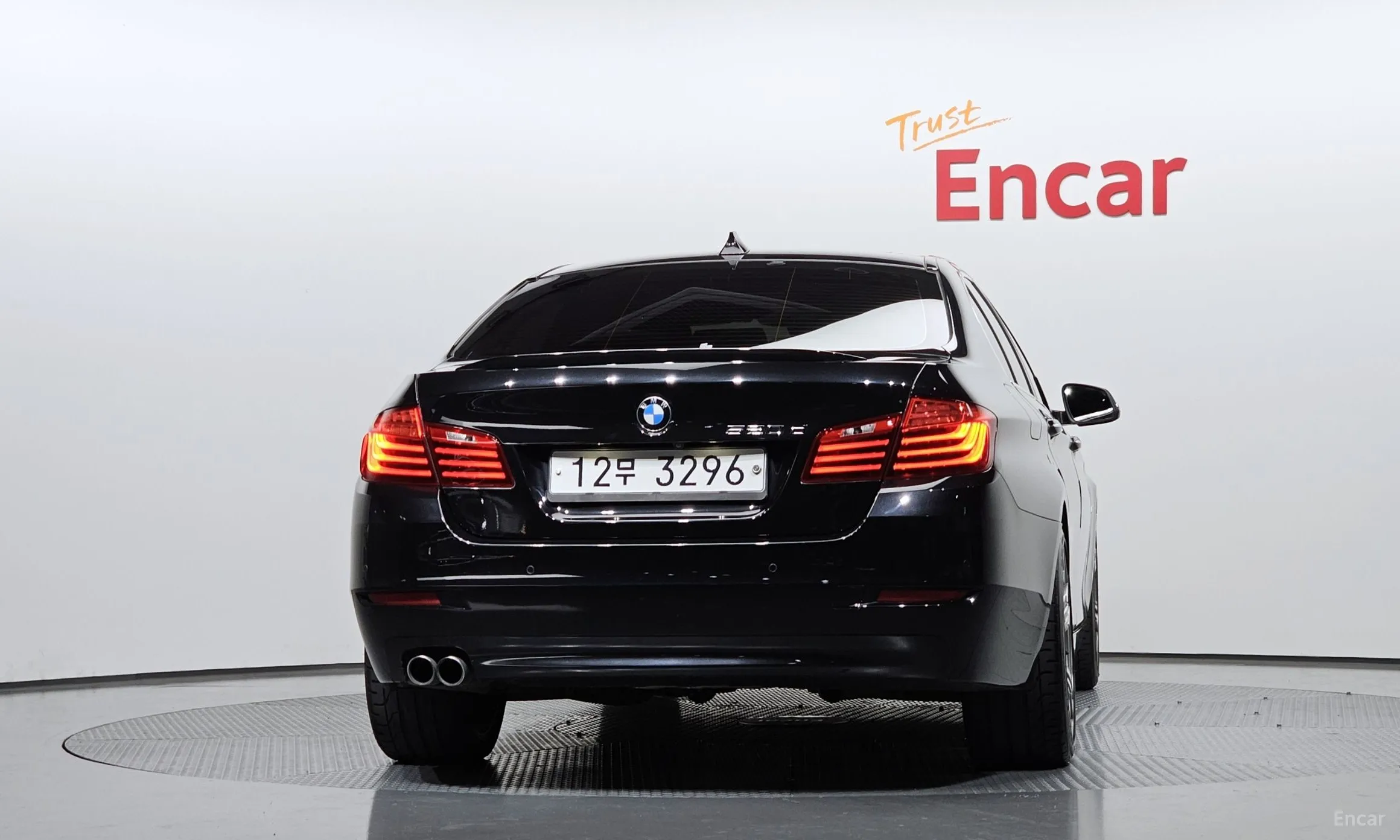 BMW 5 Series (F10) превью 3