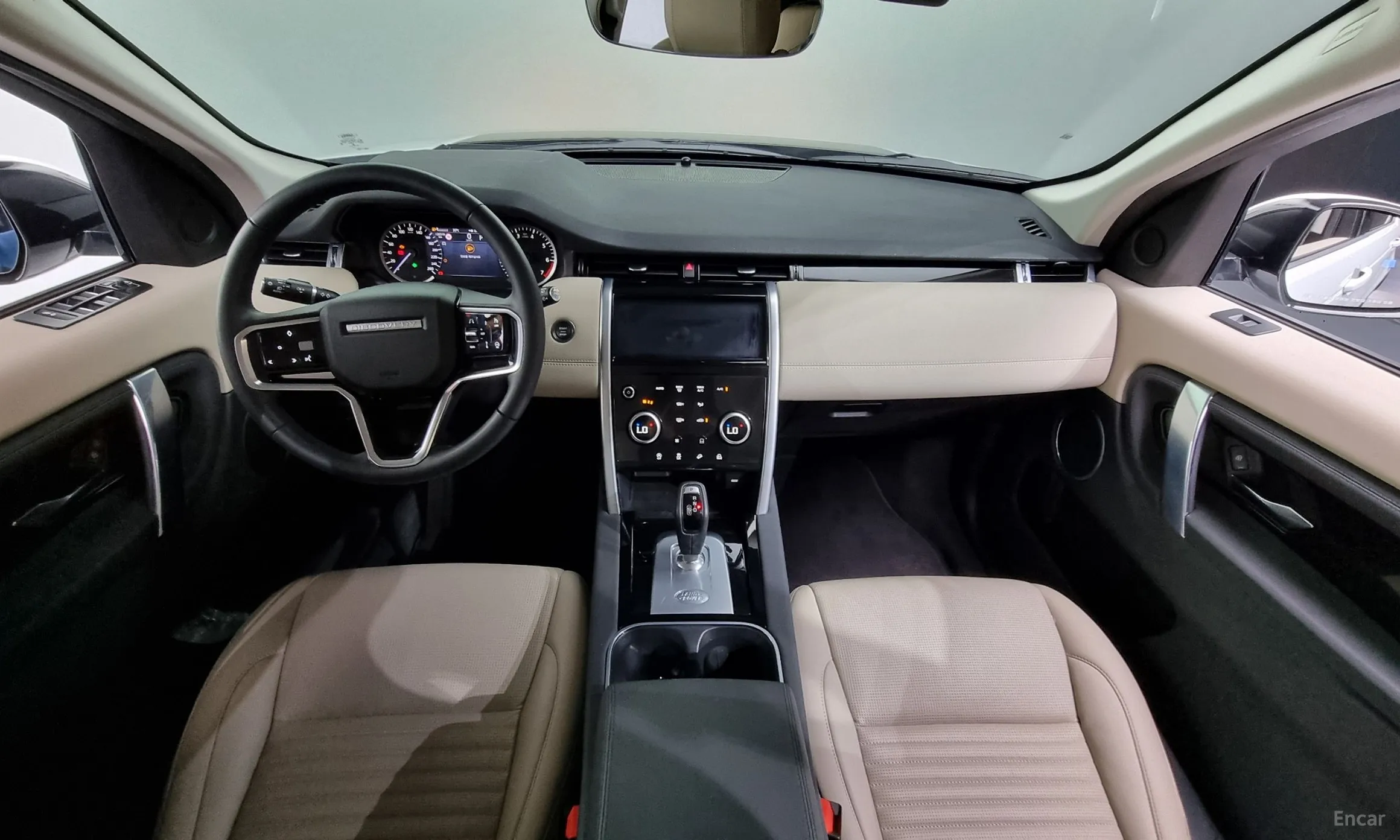 Land Rover Discovery Sports превью 4