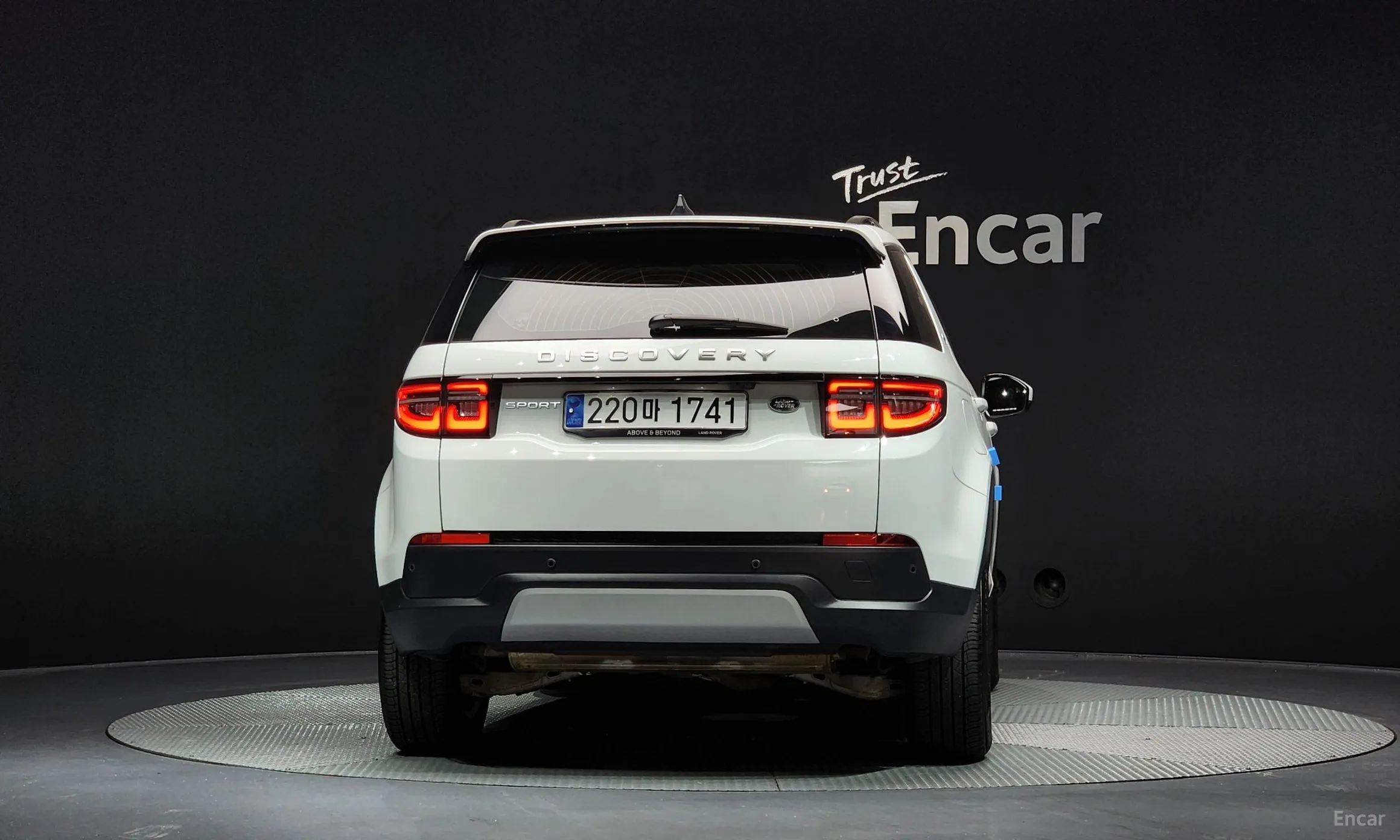 Land Rover Discovery Sports превью 3
