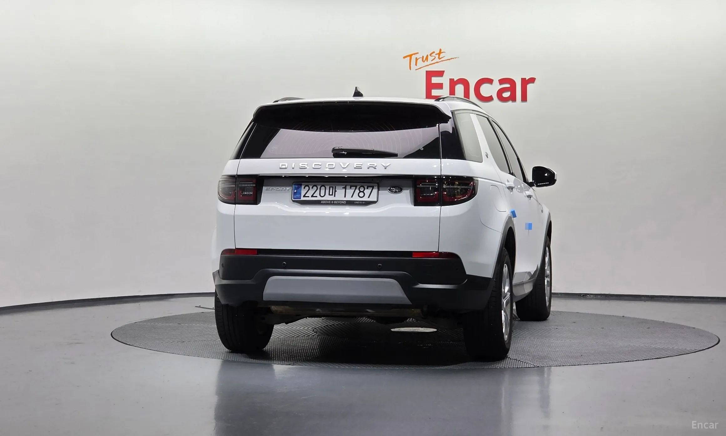 Land Rover Discovery Sports превью 3