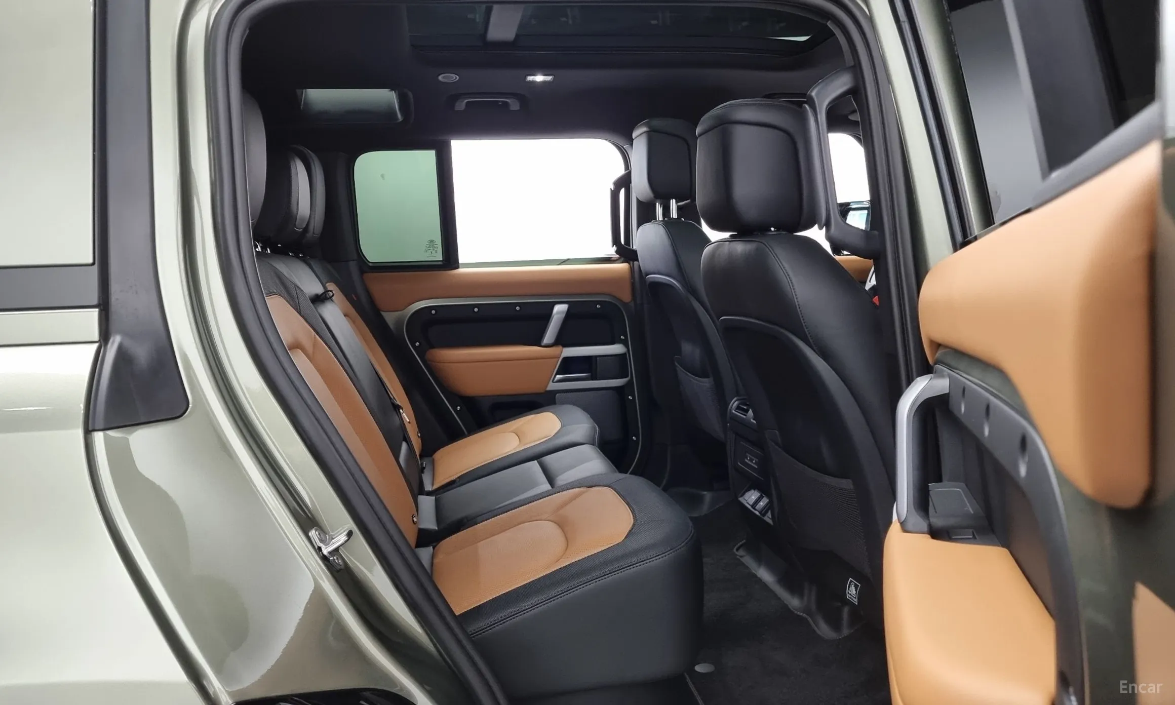 Land Rover Defender (L663) превью 12