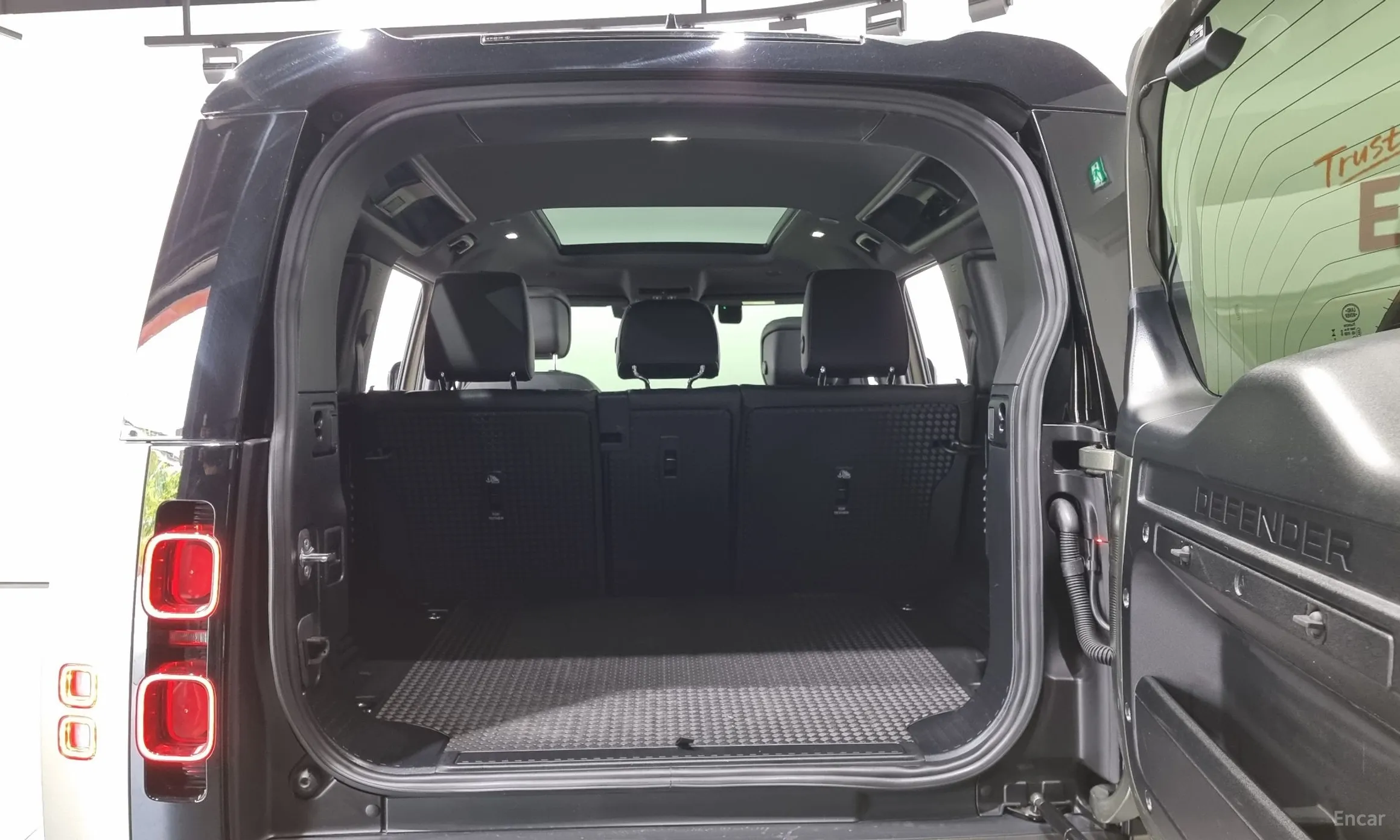Land Rover Defender (L663) превью 20