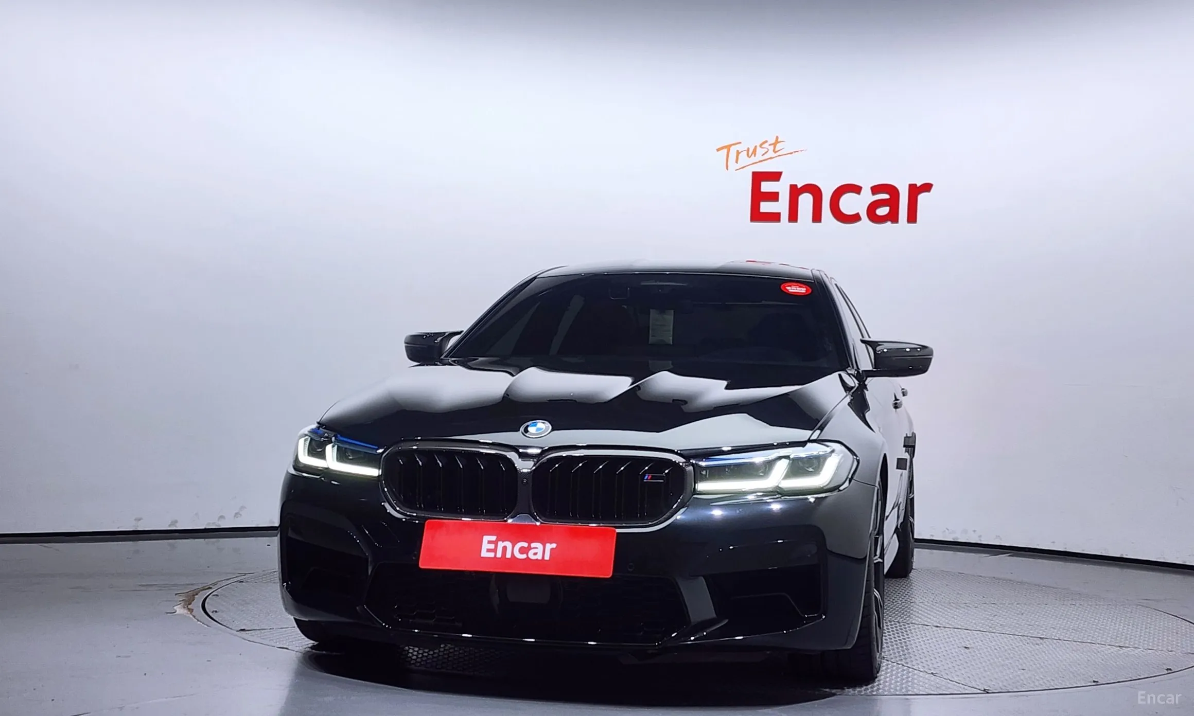 BMW M5 (F90)