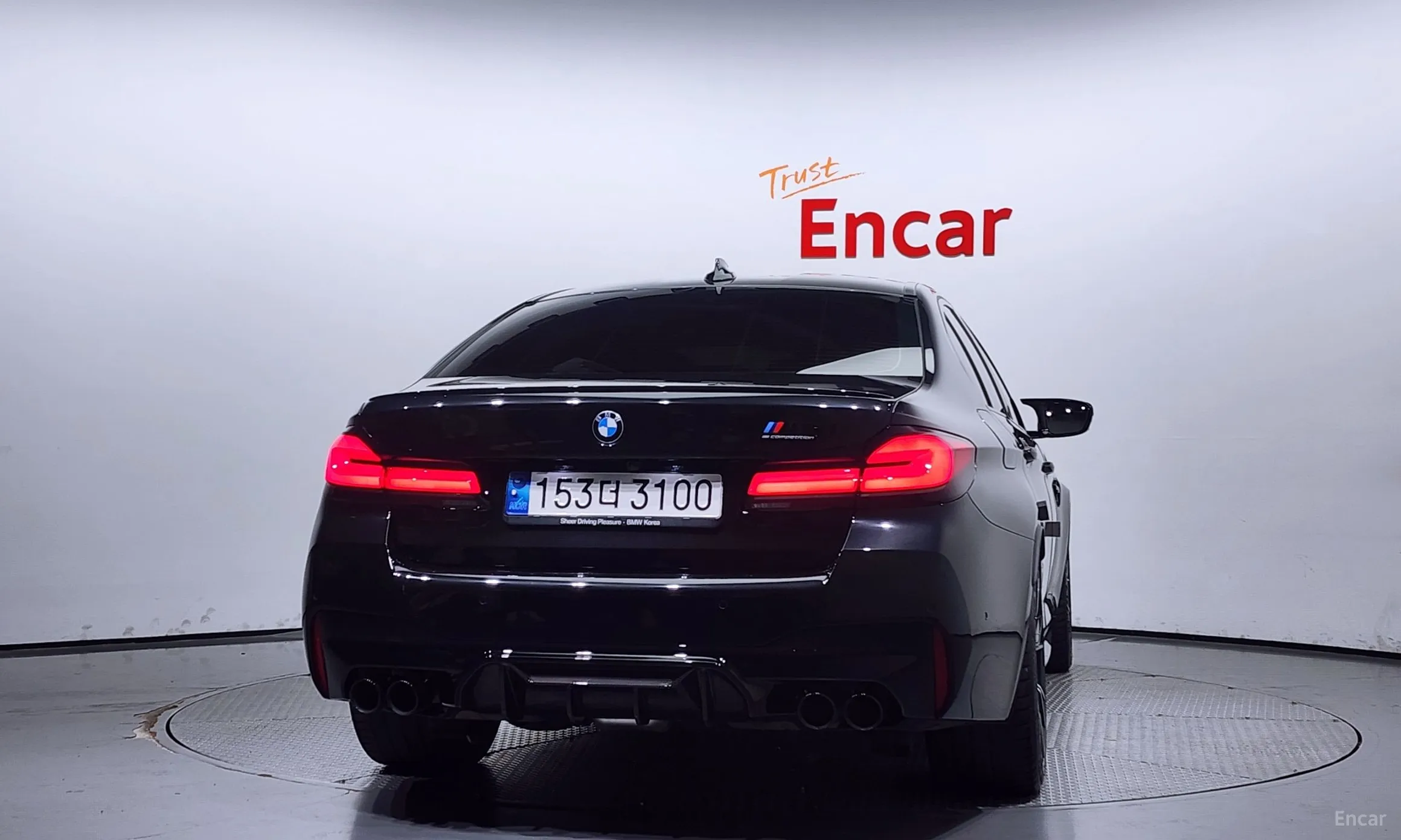 BMW M5 (F90) превью 3