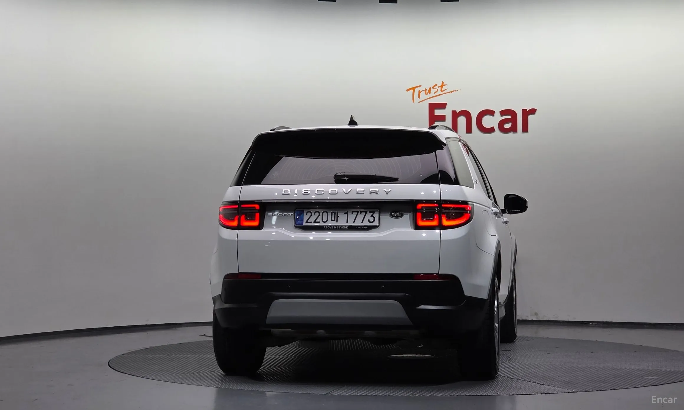 Land Rover Discovery Sports превью 3