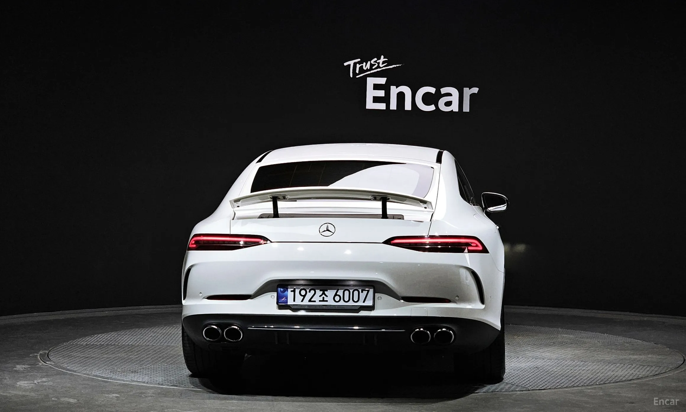 Mercedes Benz AMG GT превью 3