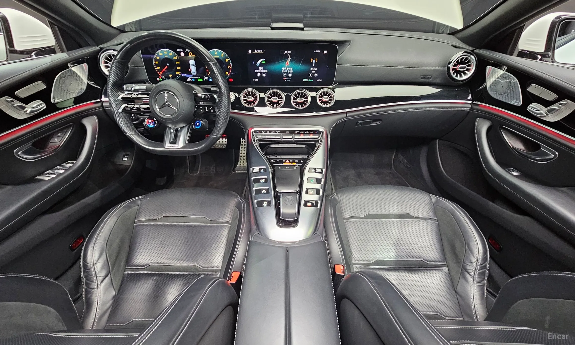 Mercedes Benz AMG GT превью 4