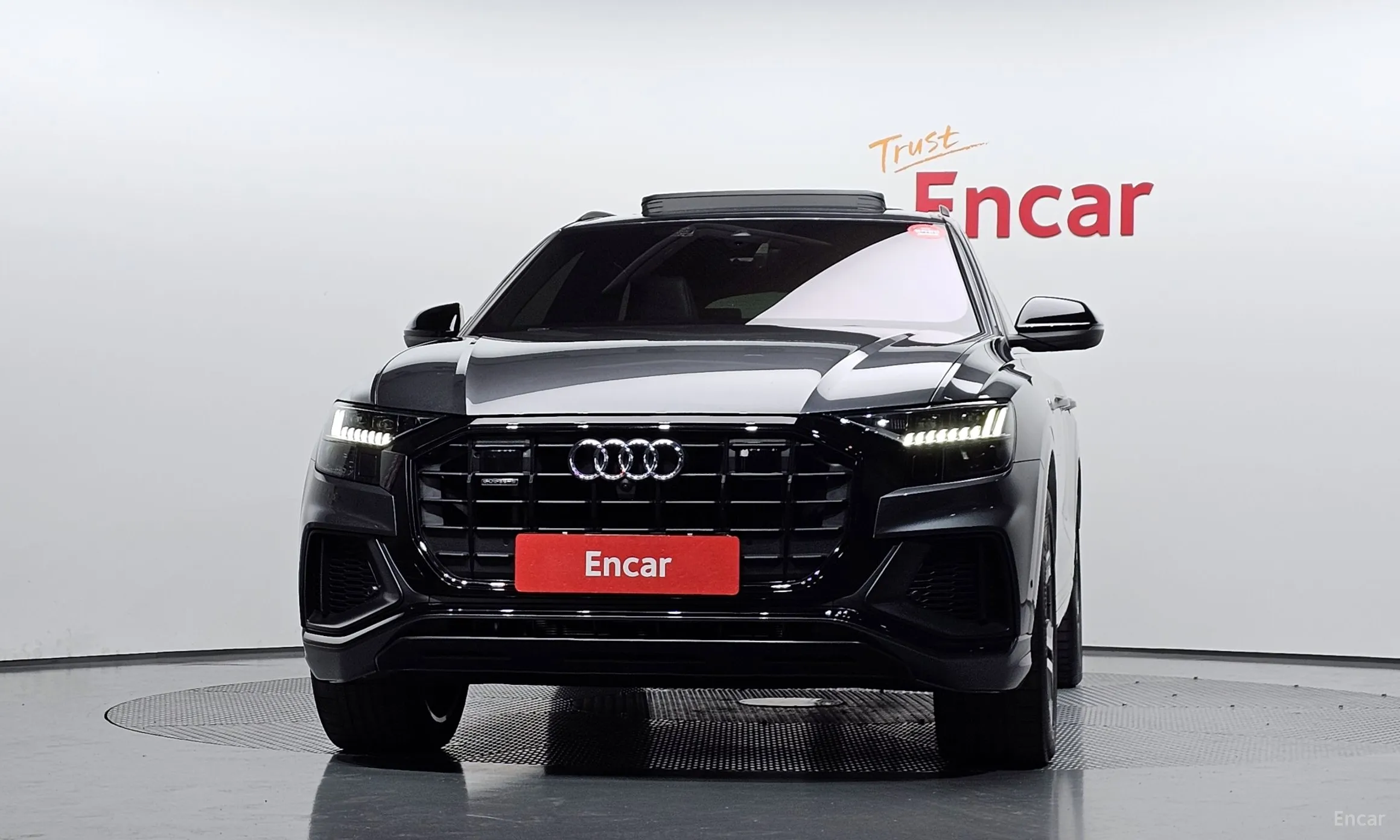 Audi Q8 (4M)