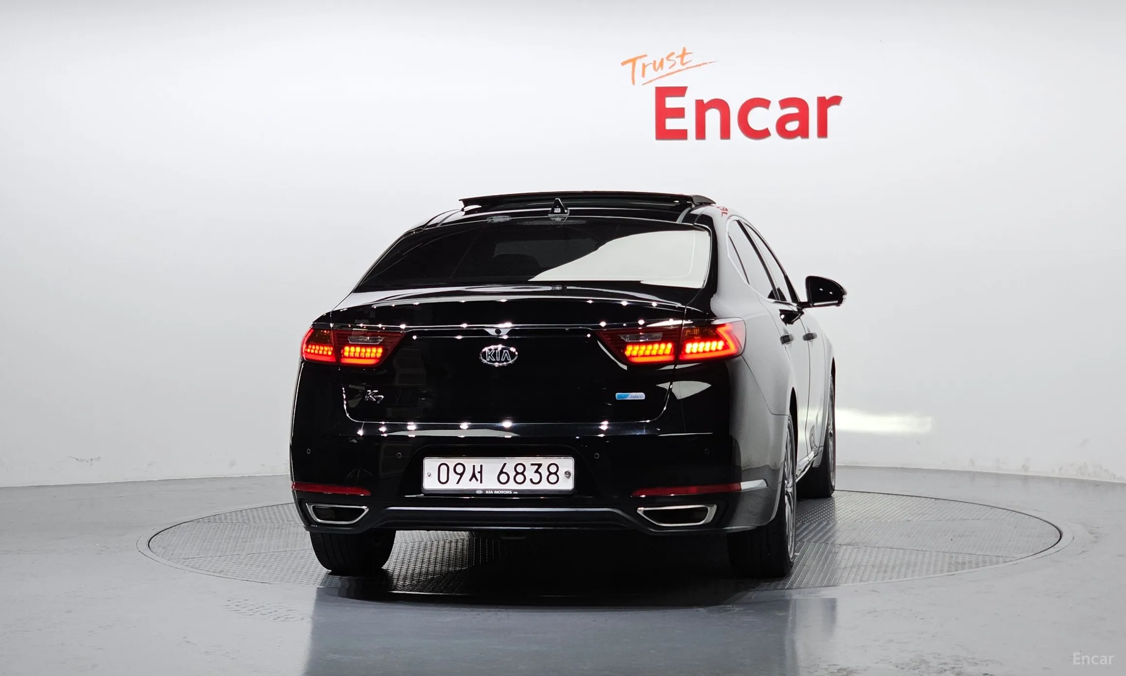 Kia K7 Hybrid превью 3