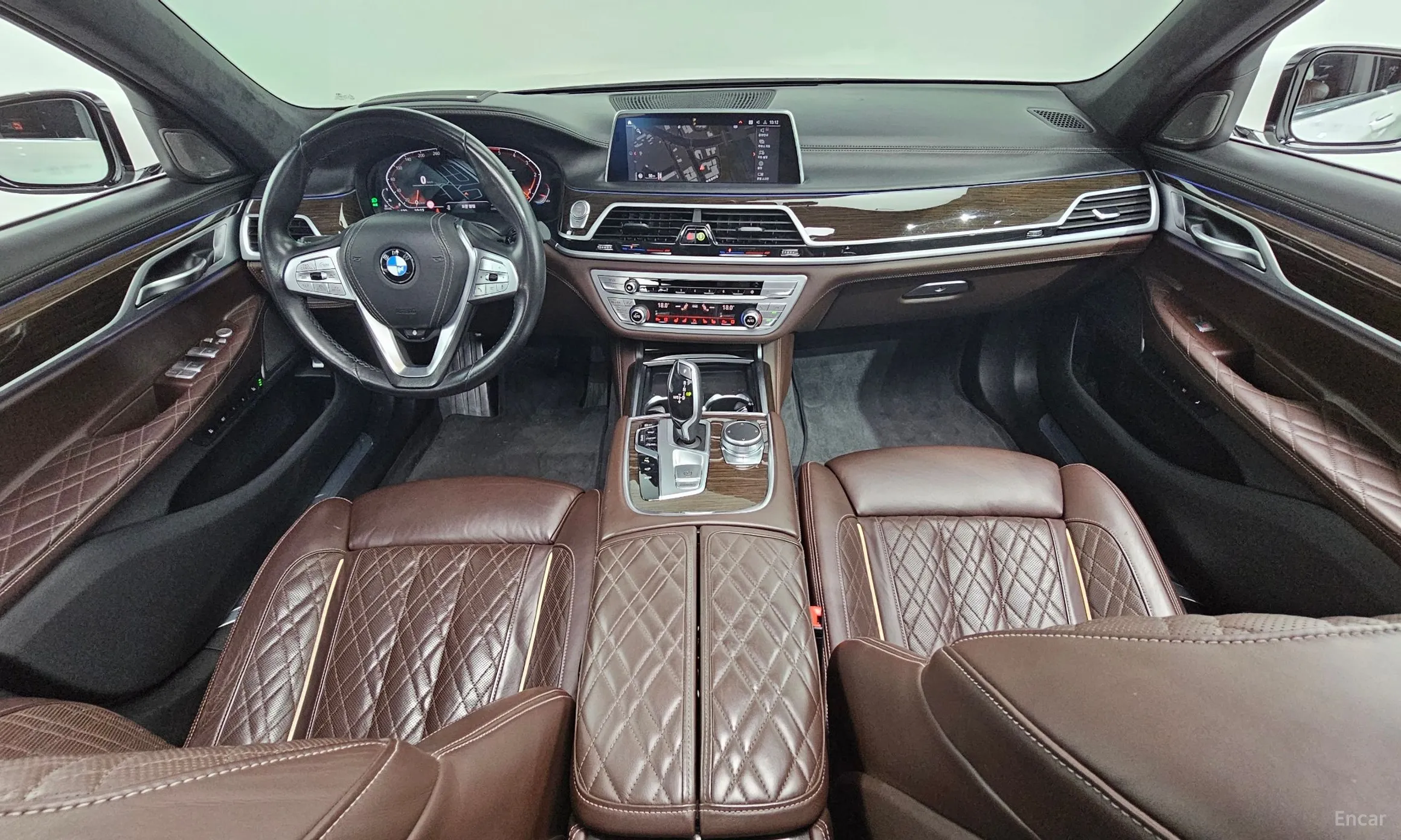 BMW 7 Series (G11) превью 4