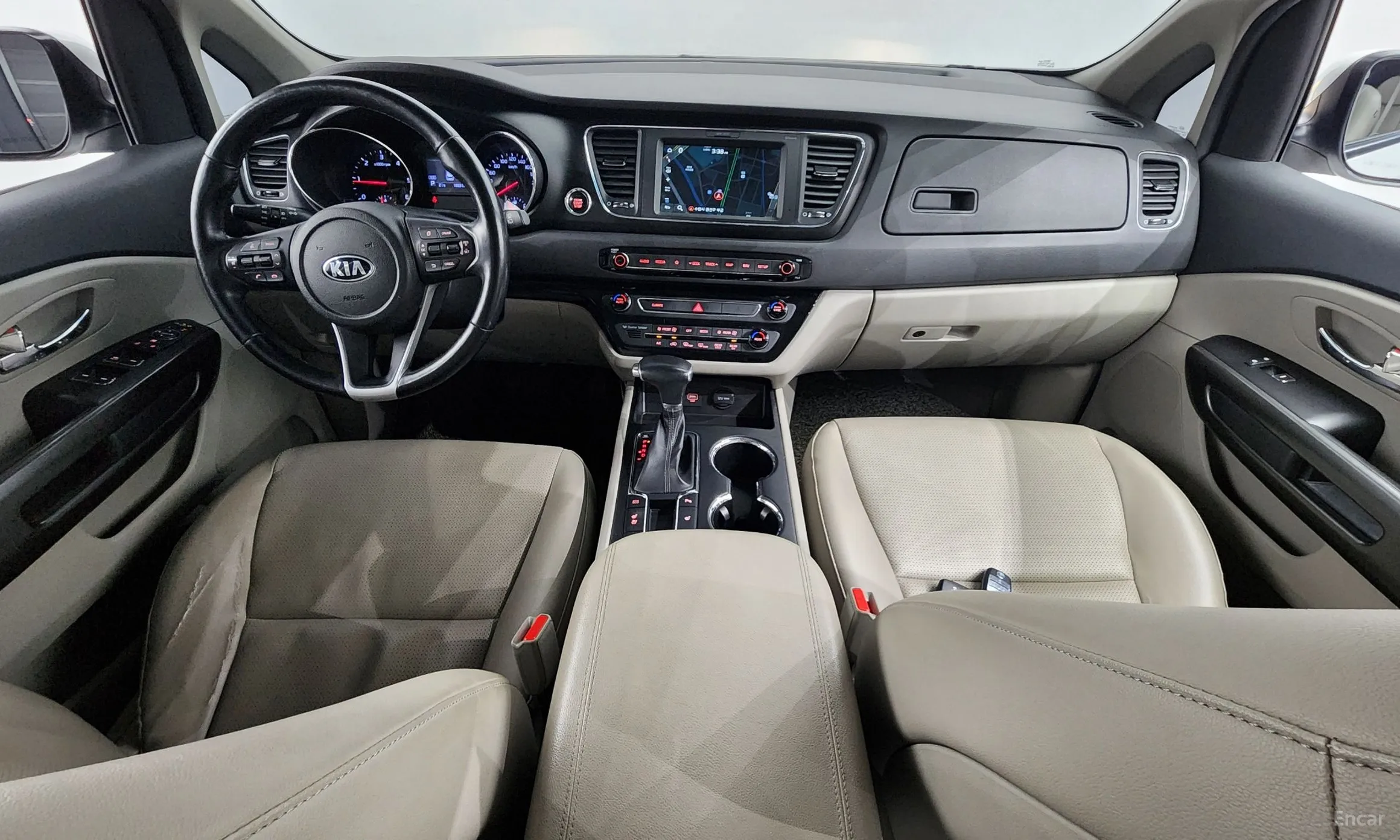 Kia Carnival превью 4
