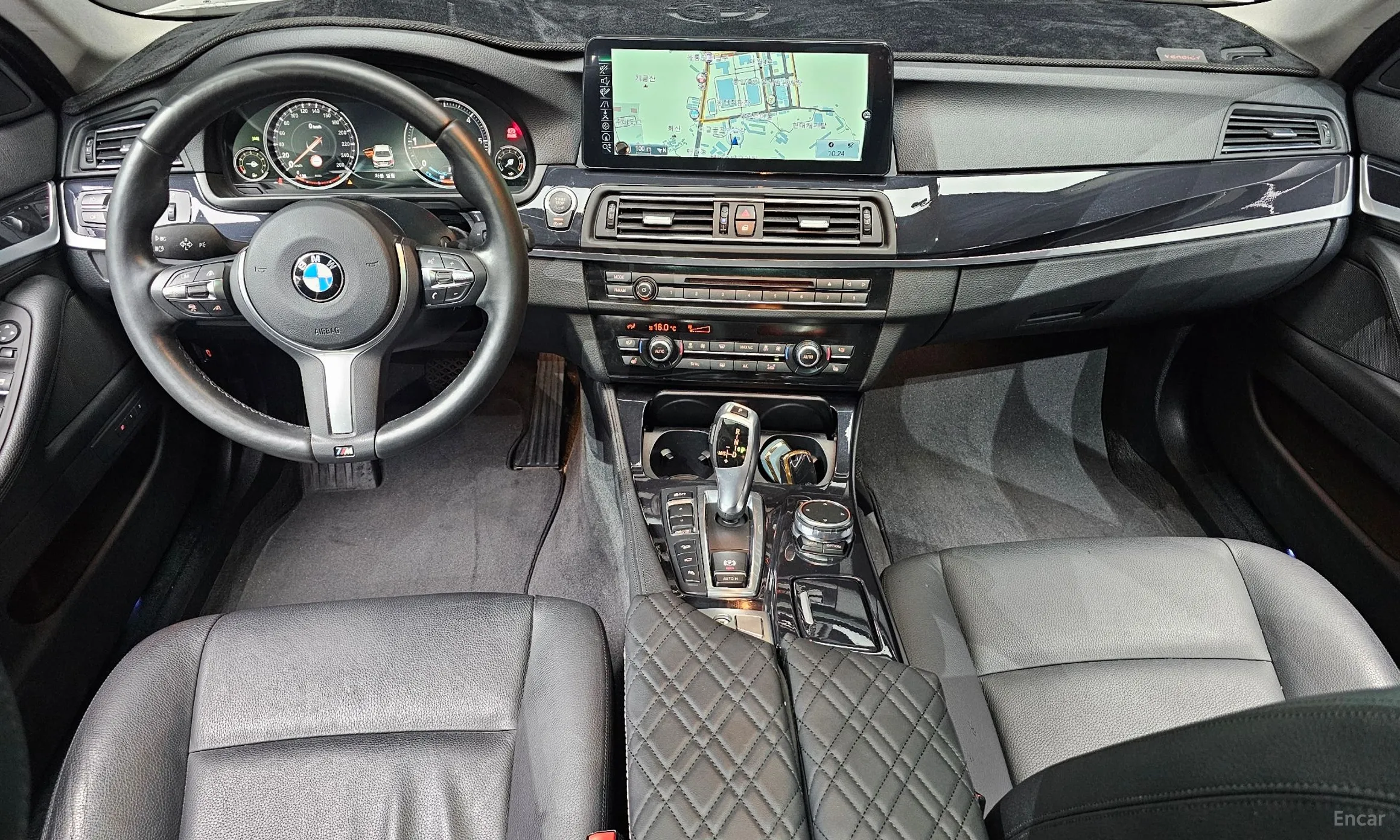 BMW 5 Series (F10) превью 4