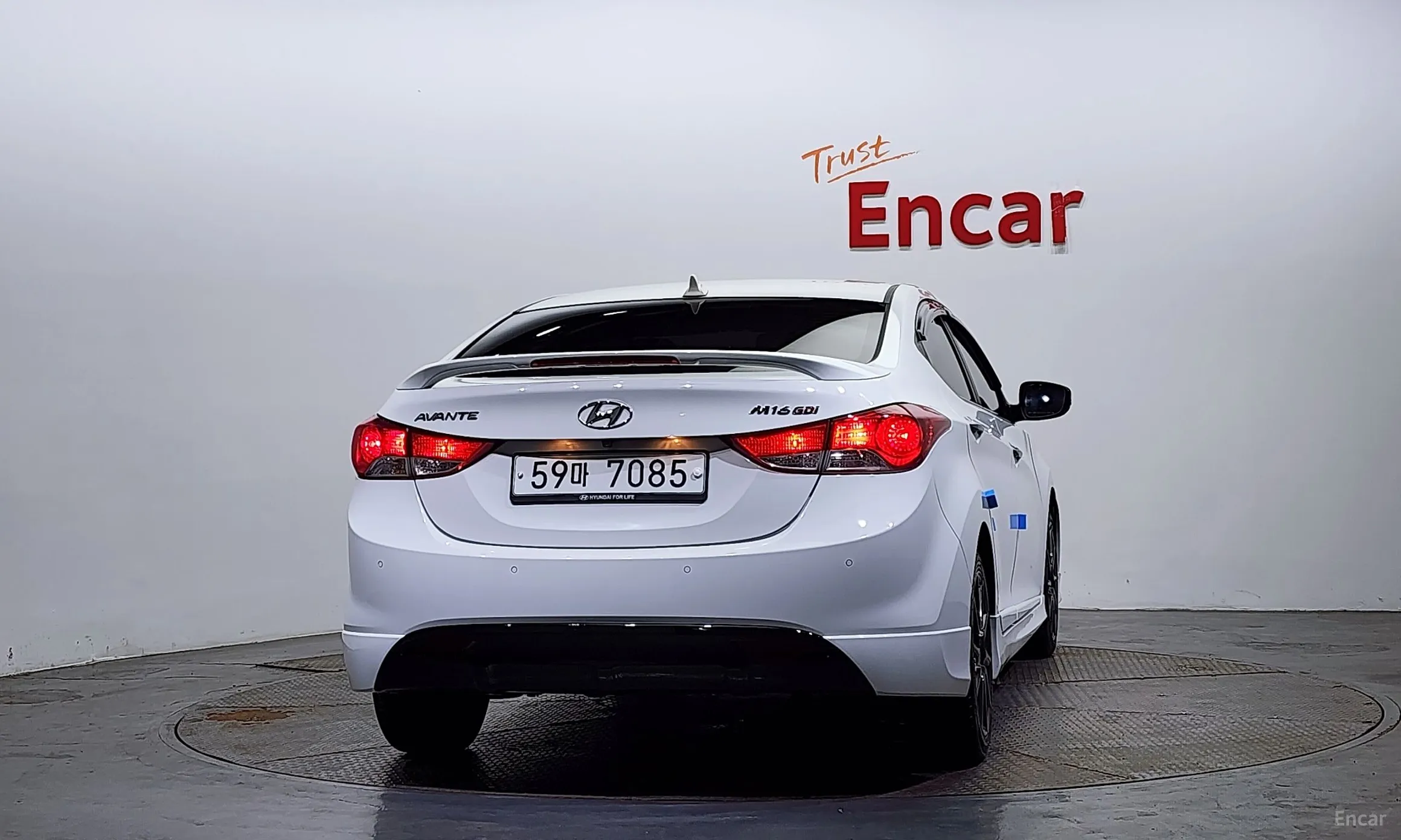 Hyundai Avante MD превью 3