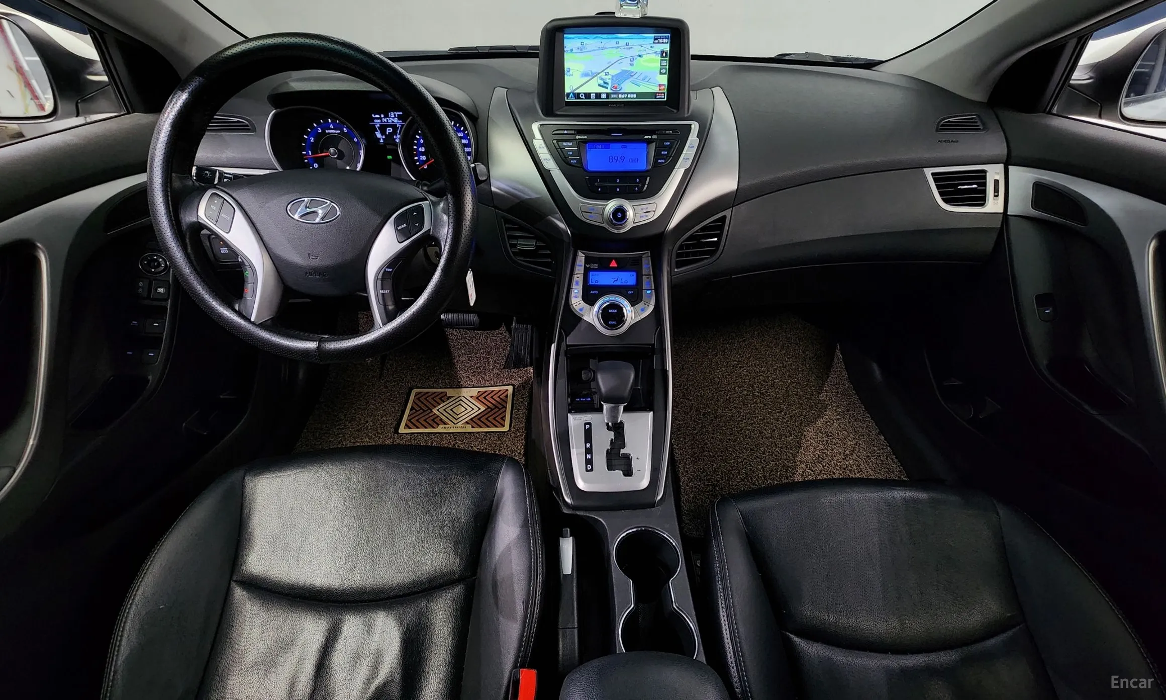 Hyundai Avante MD превью 4