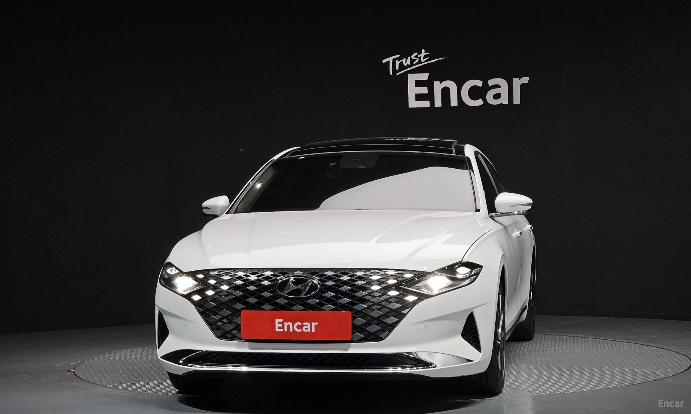 Hyundai Grandeur IG превью 2