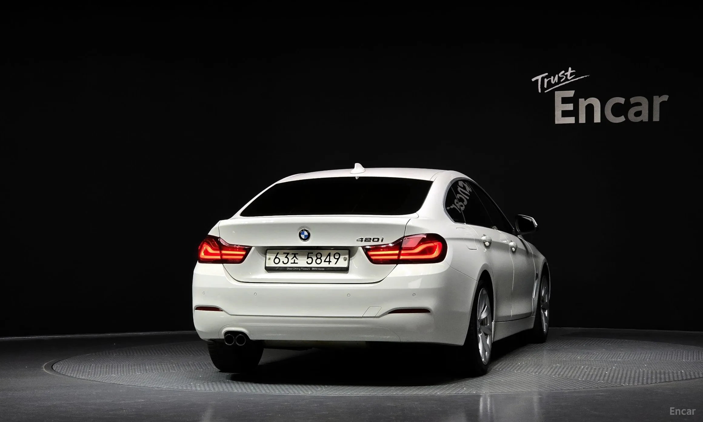 BMW Series 4 (F32) превью 3