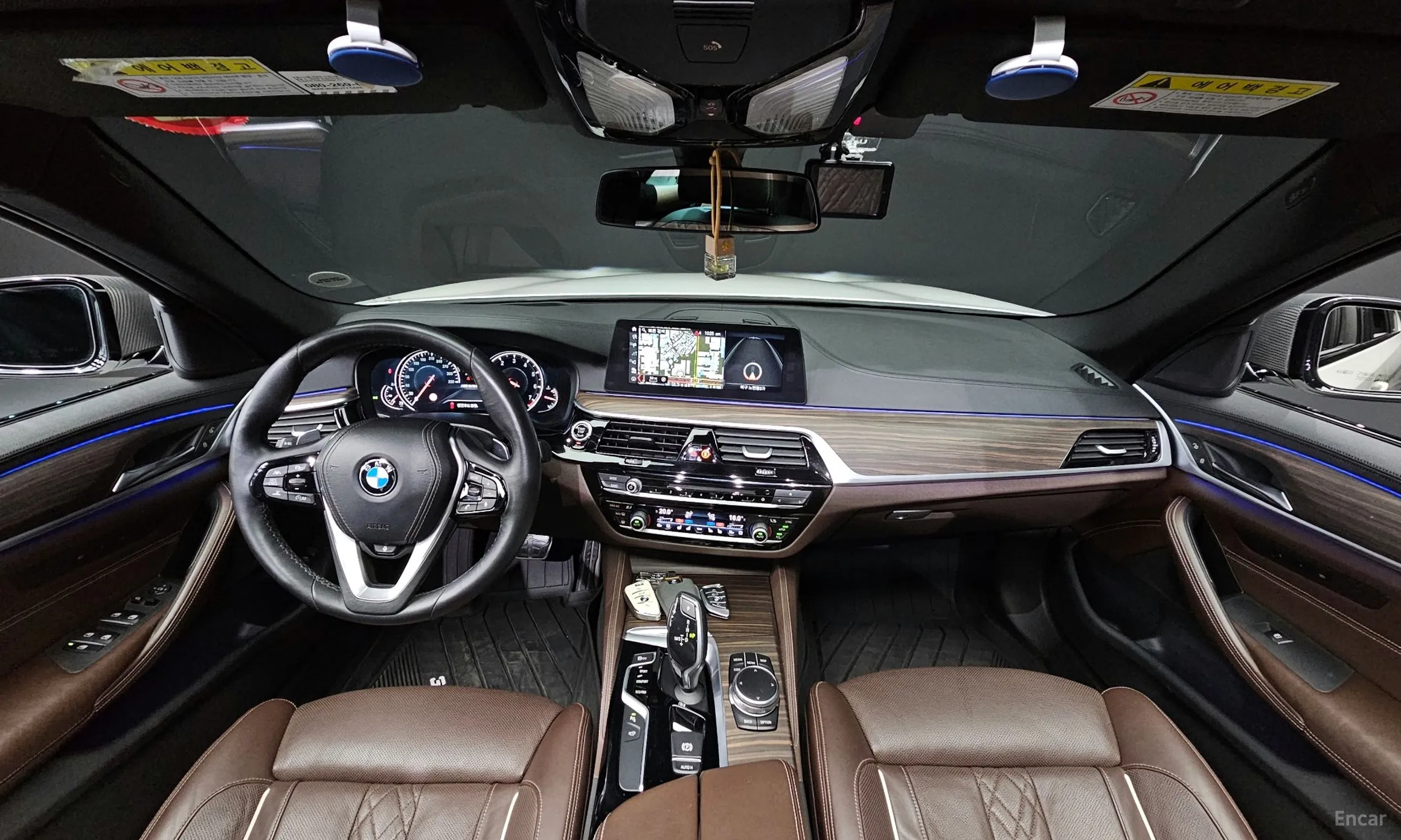 BMW 5 Series (G30) превью 4