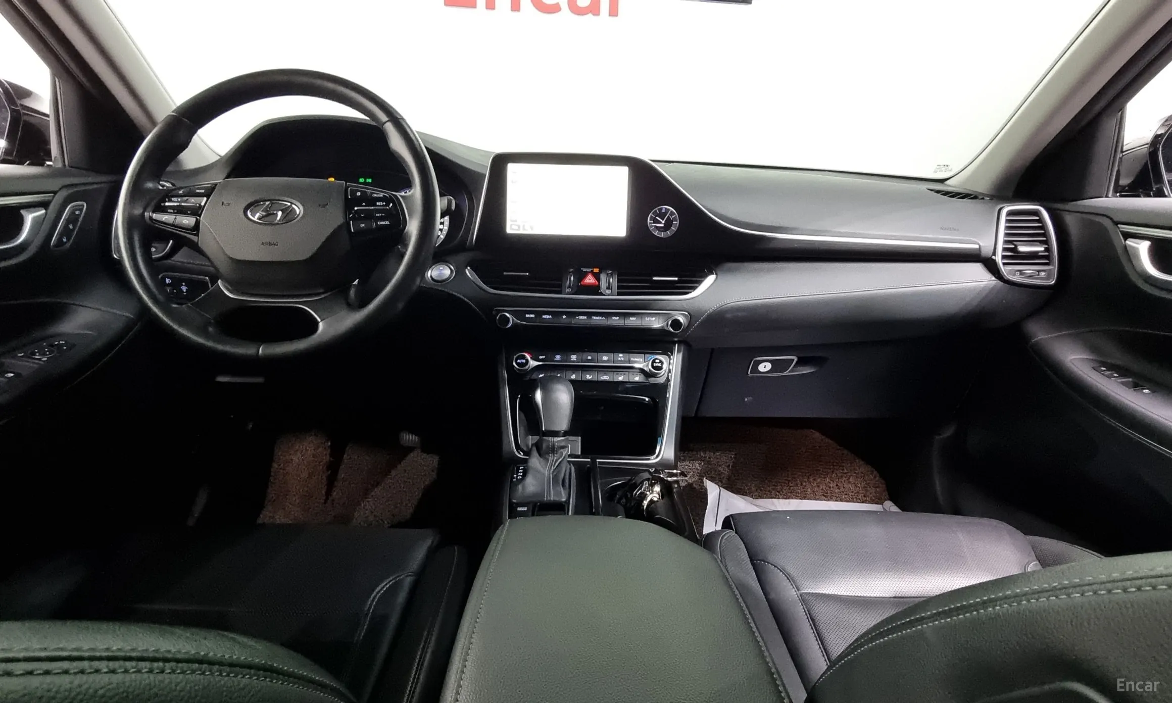 Hyundai Grandeur IG превью 4