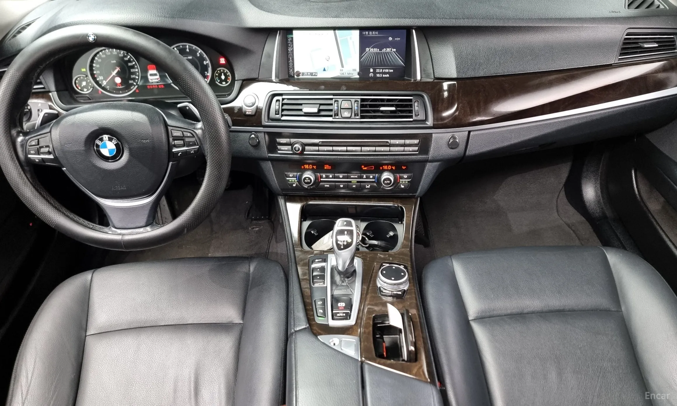 BMW 5 Series (F10) превью 4
