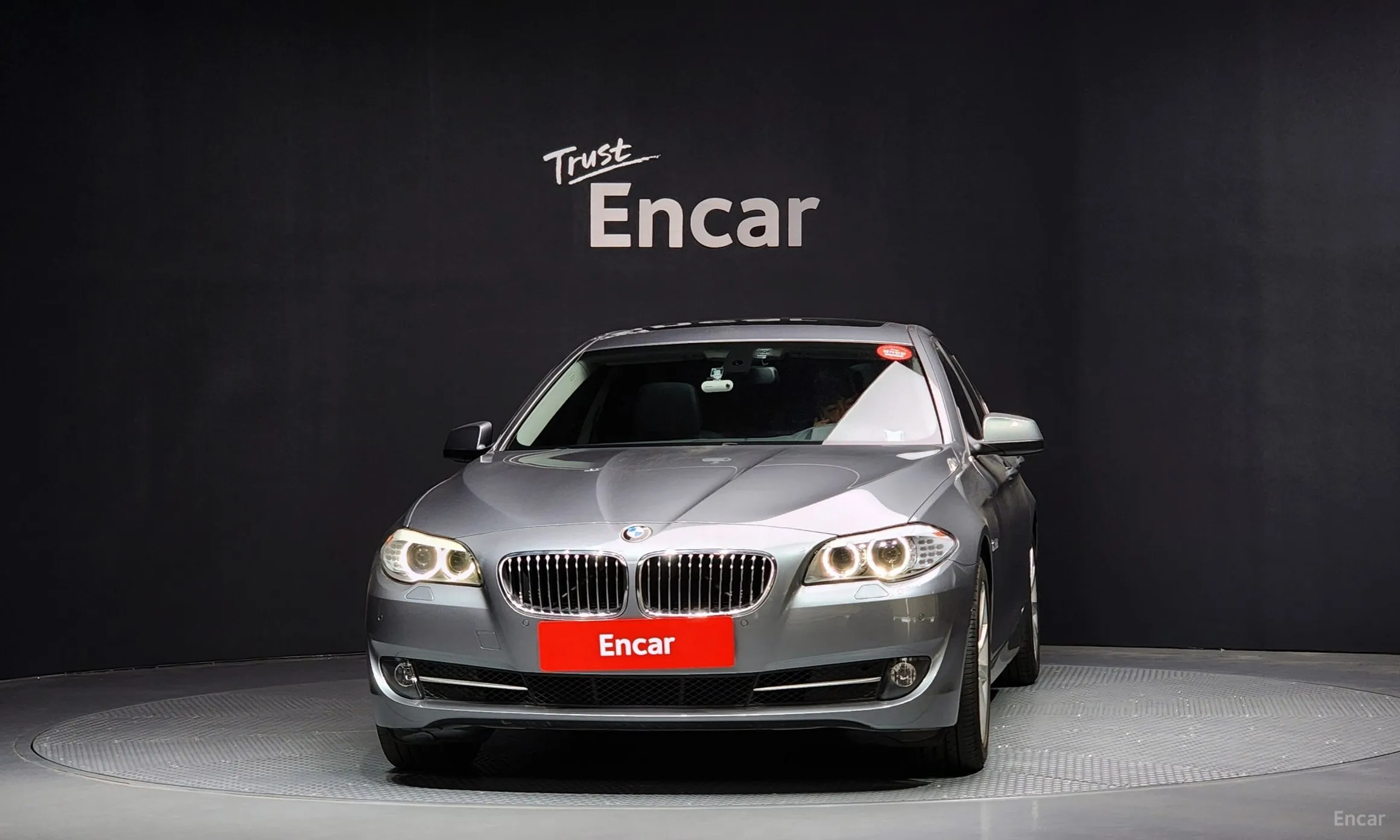 BMW 5 Series (F10) превью 2