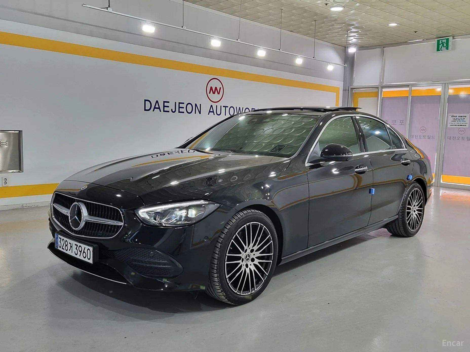 Mercedes Benz C-Class W206