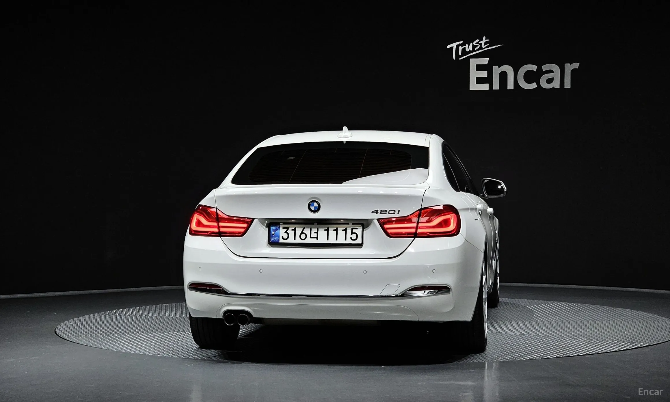 BMW Series 4 (F32) превью 3