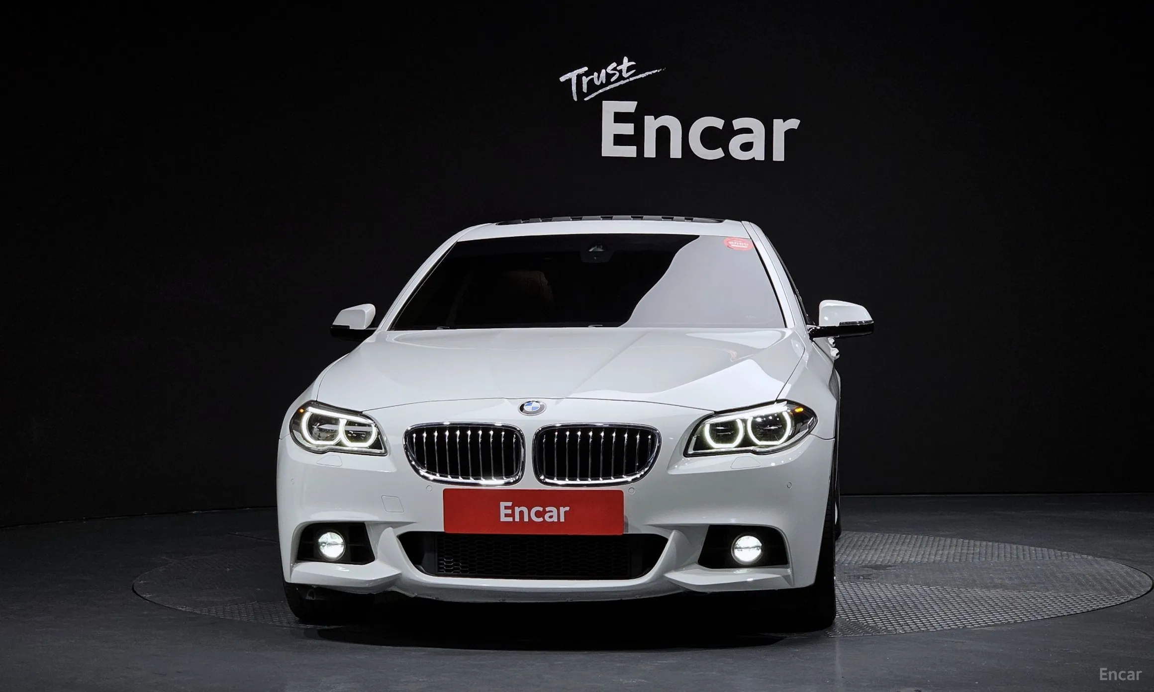 BMW 5 Series (F10) превью 2