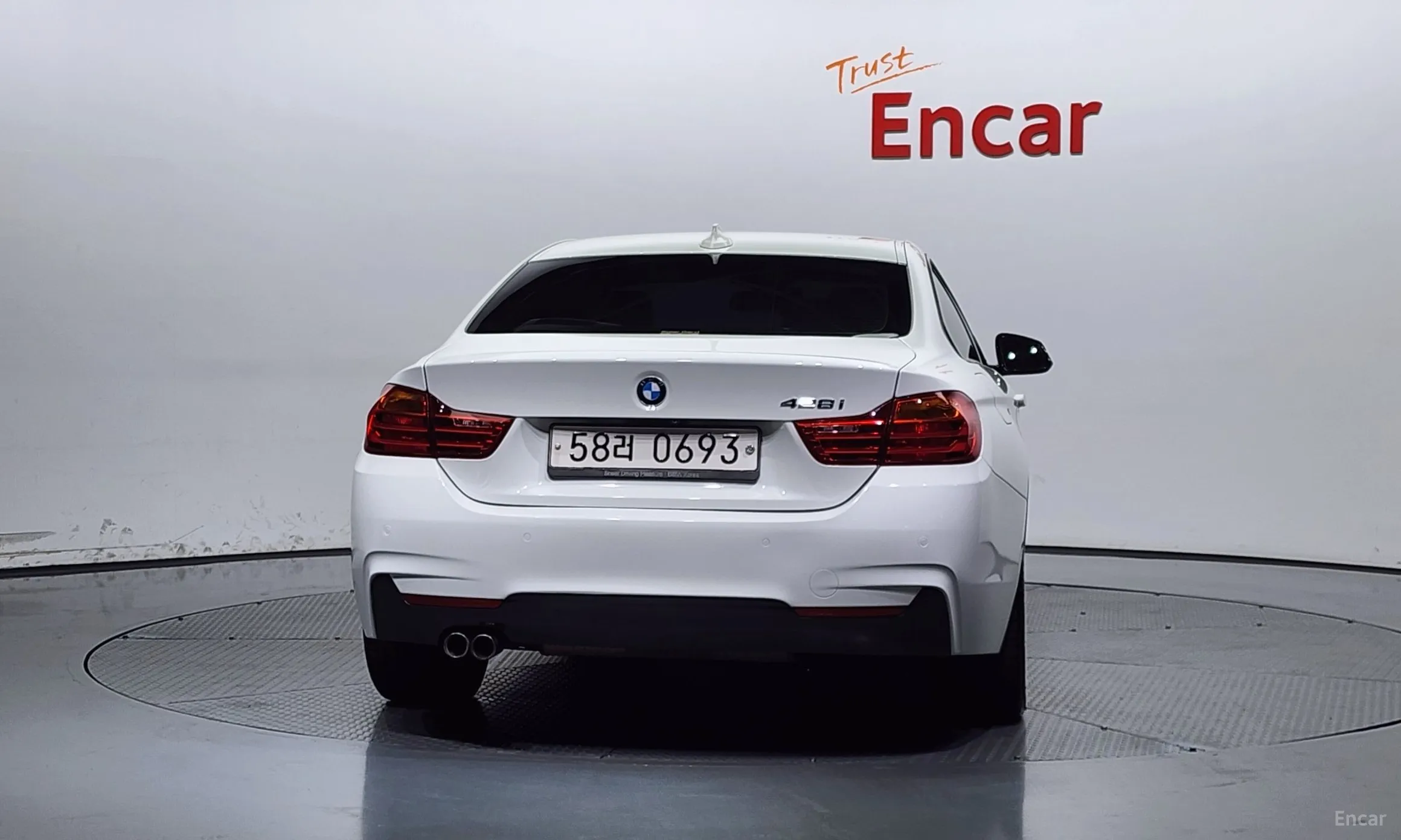 BMW Series 4 (F32) превью 3