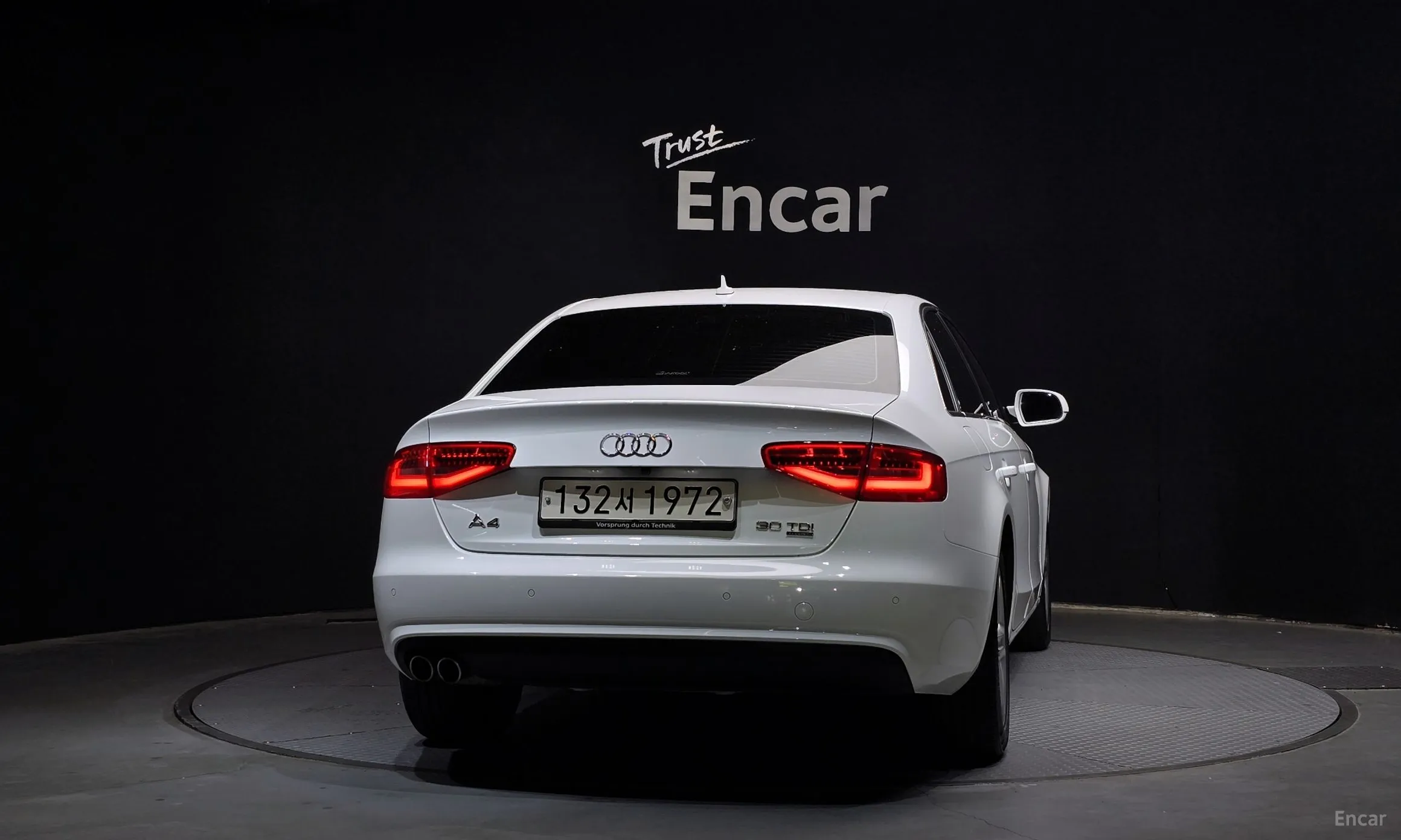 Audi New A4 превью 3