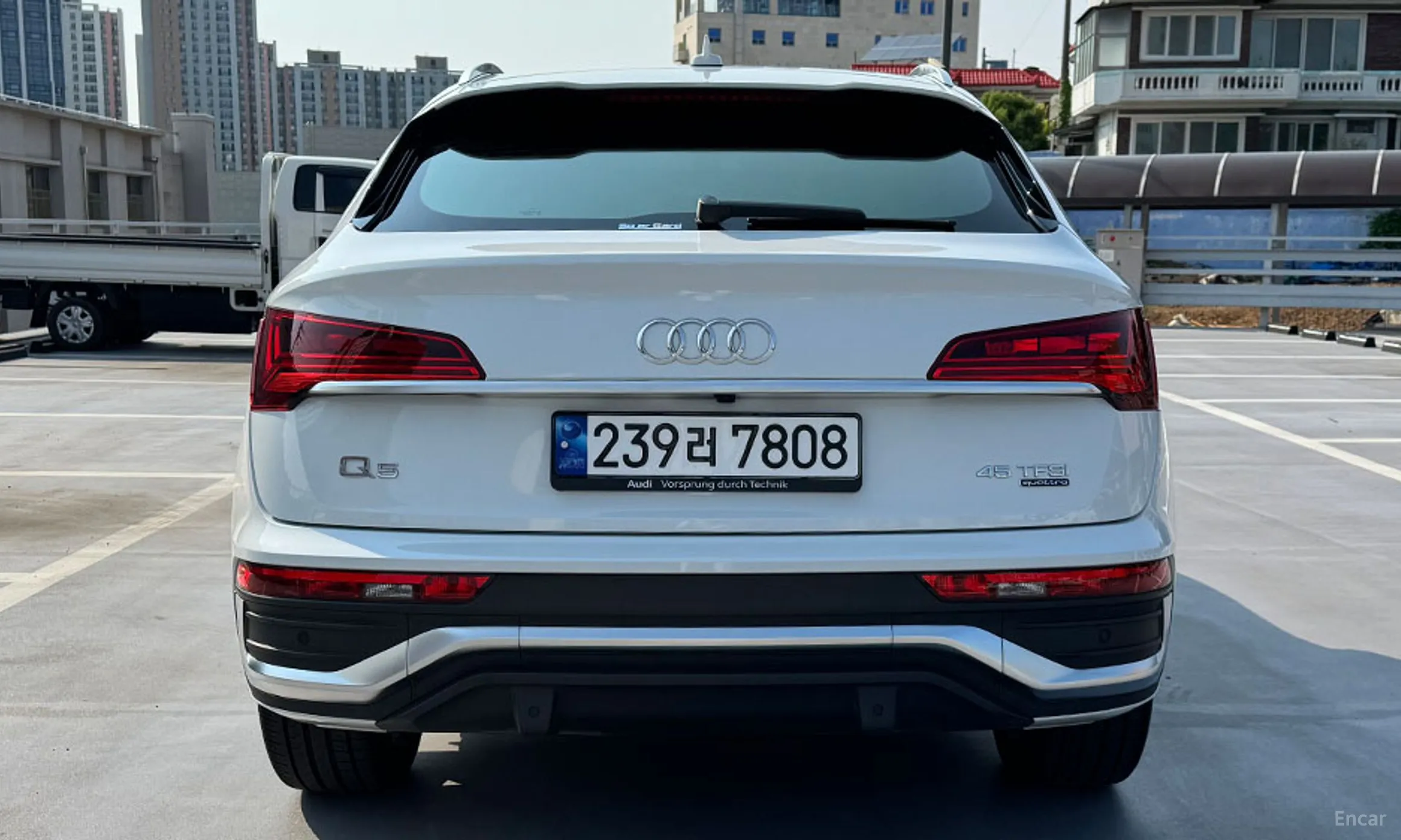 Audi Q5 (FY) превью 3