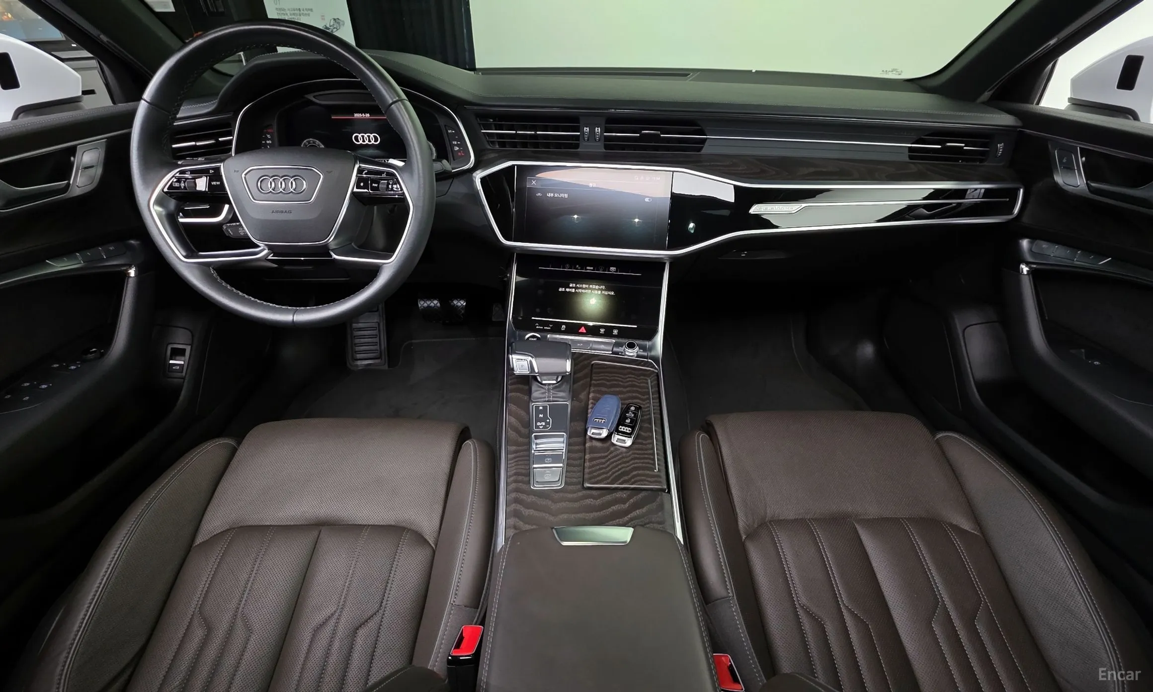 Audi A6 (C8) превью 4