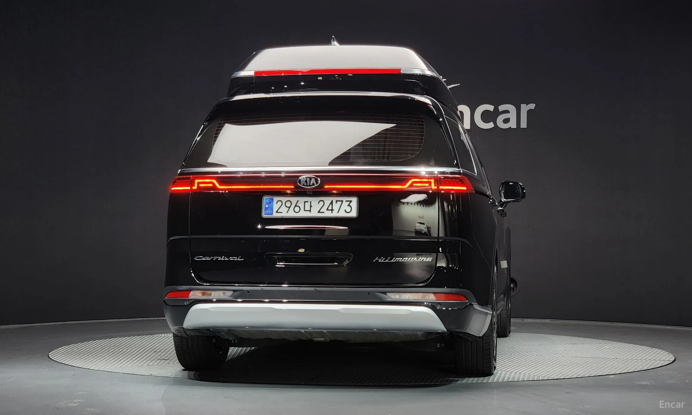 Kia Carnival Gen 4 превью 3