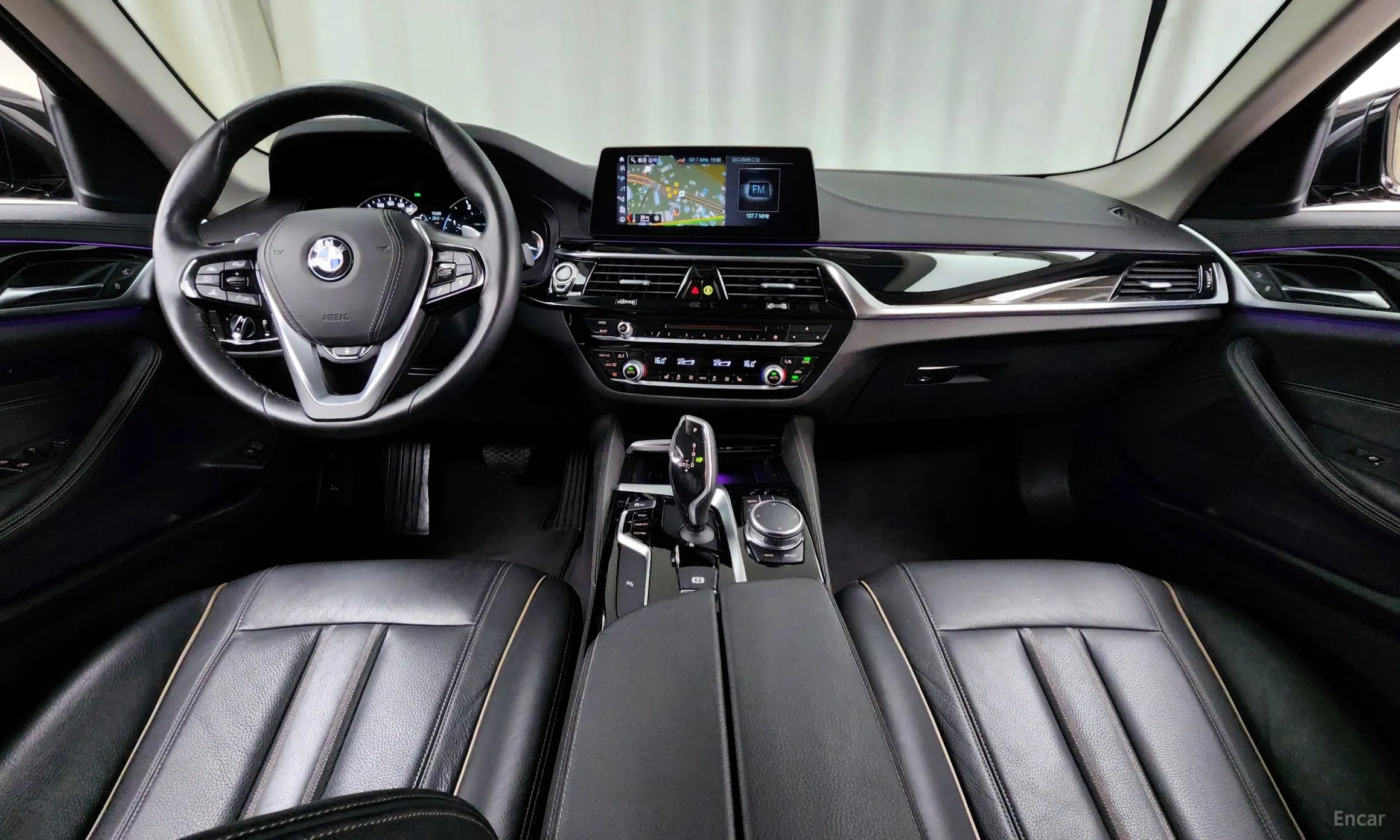 BMW 5 Series (G30) превью 4