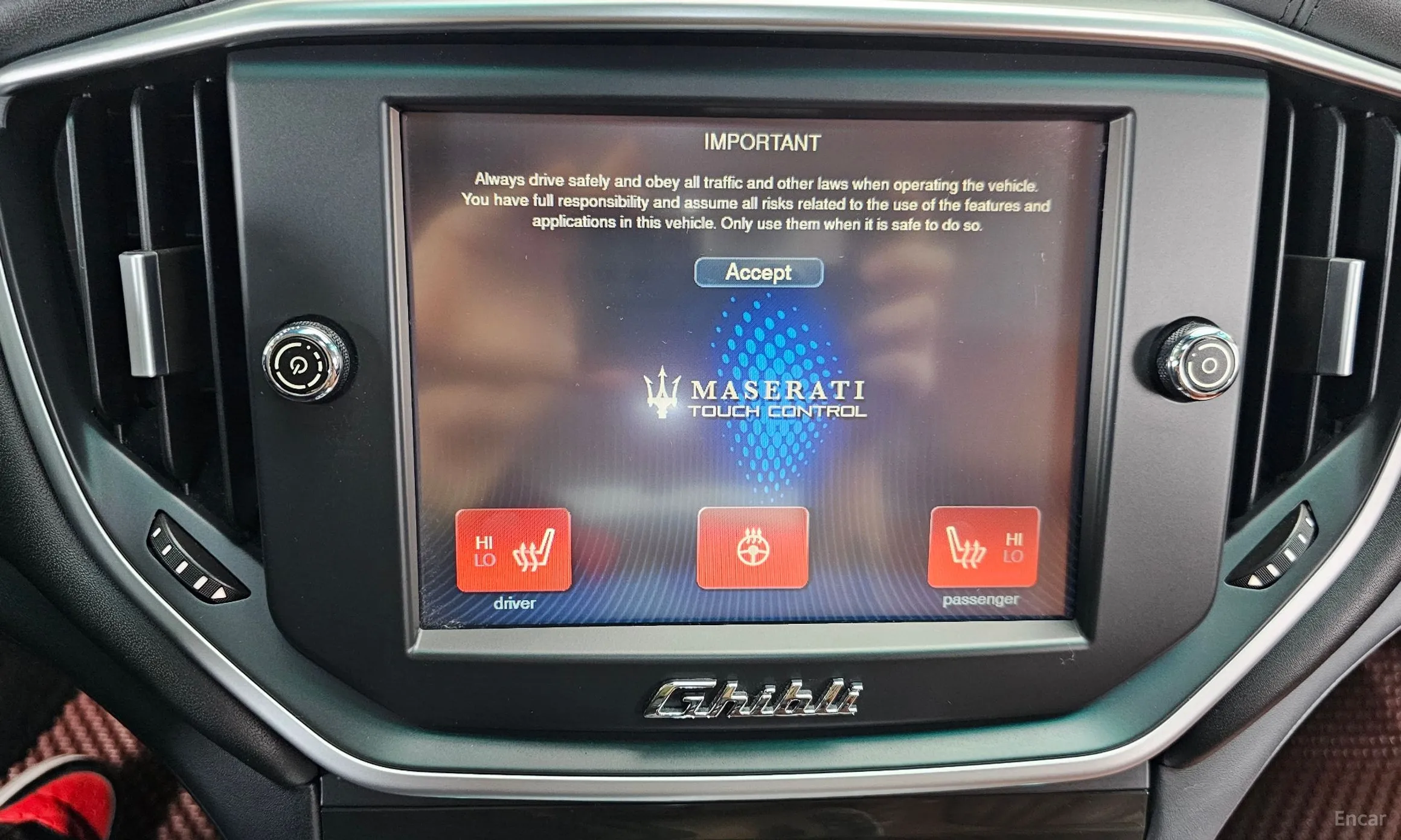 Maserati Ghibli превью 17