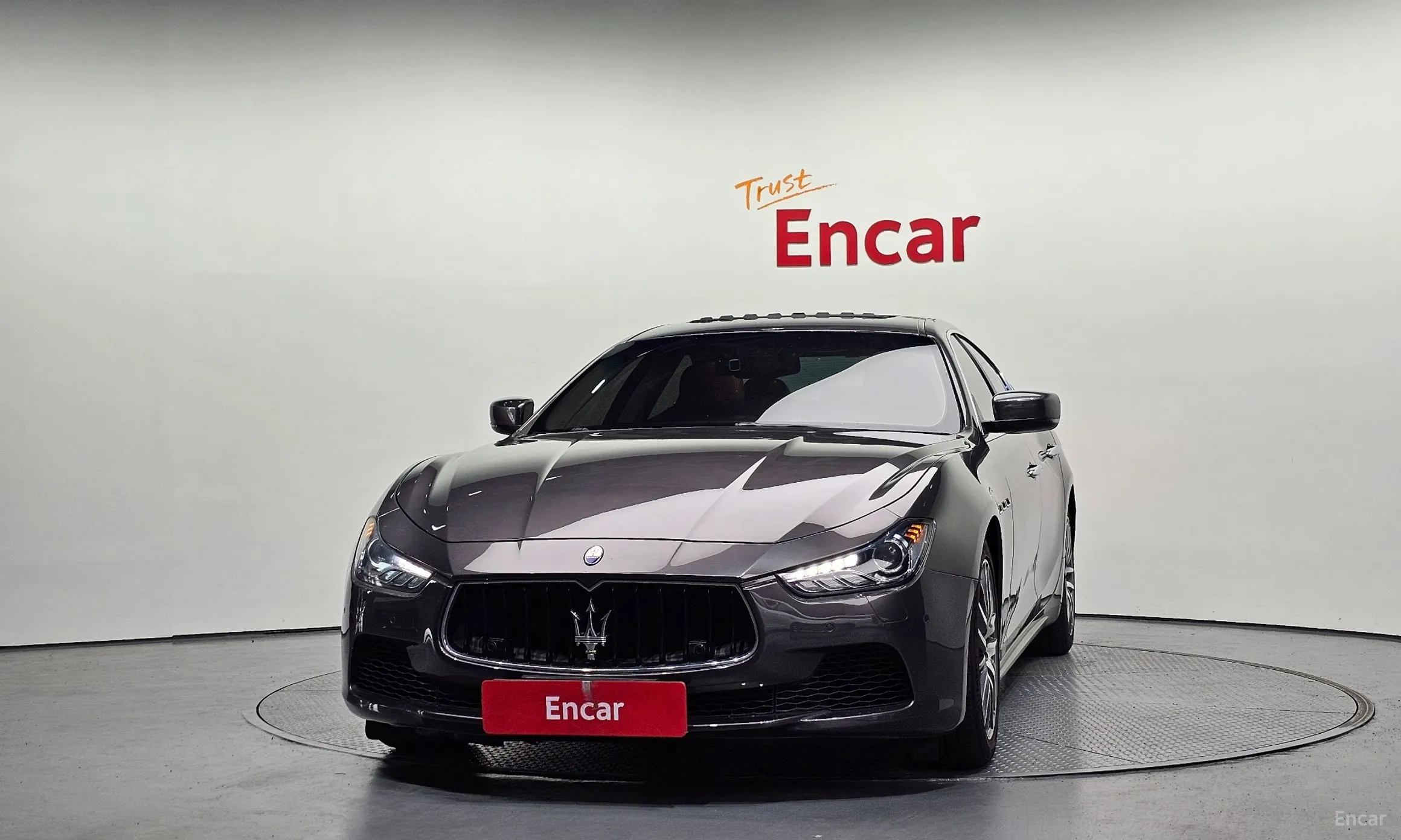 Maserati Ghibli превью 3