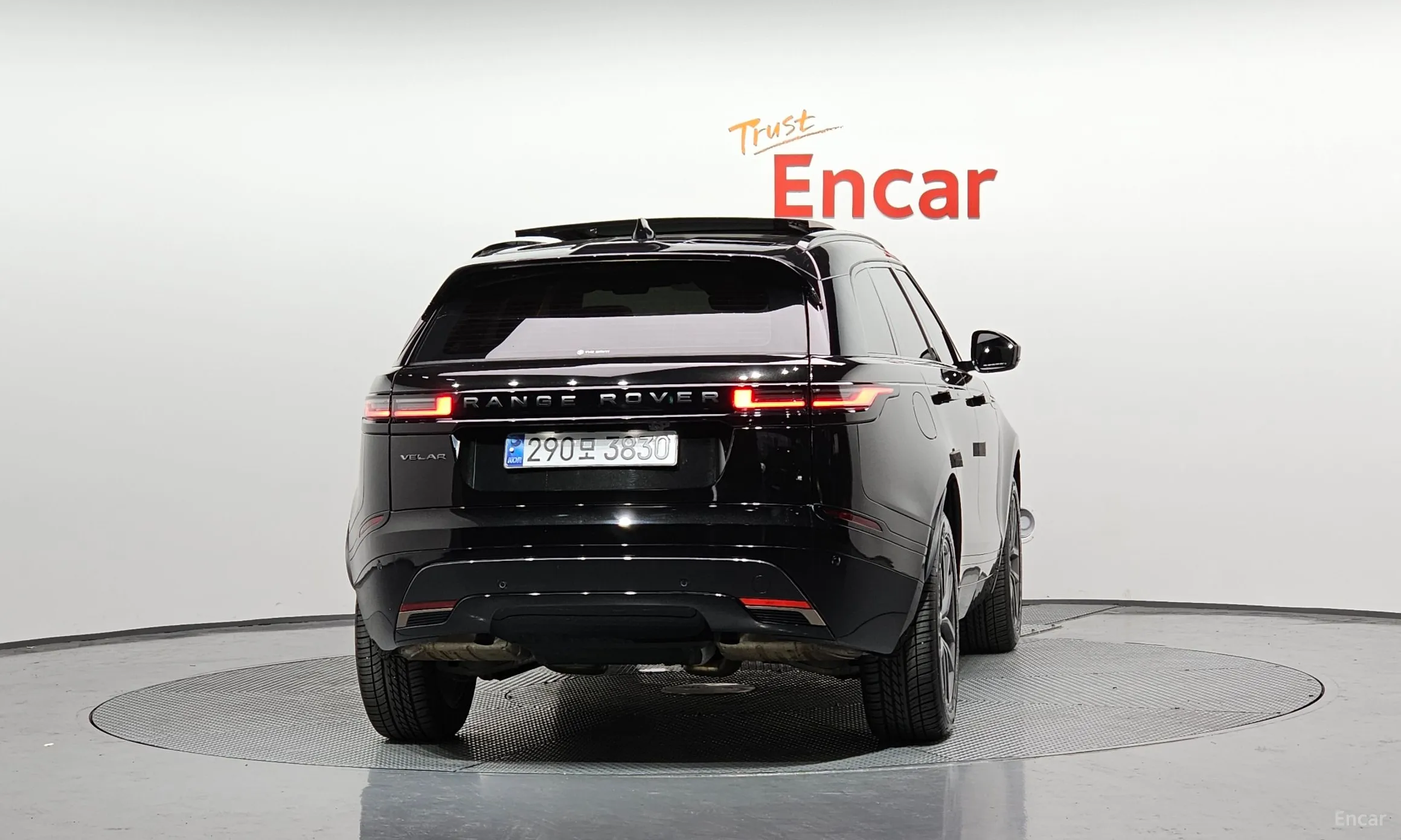 Land Rover Range Rover Bella превью 3
