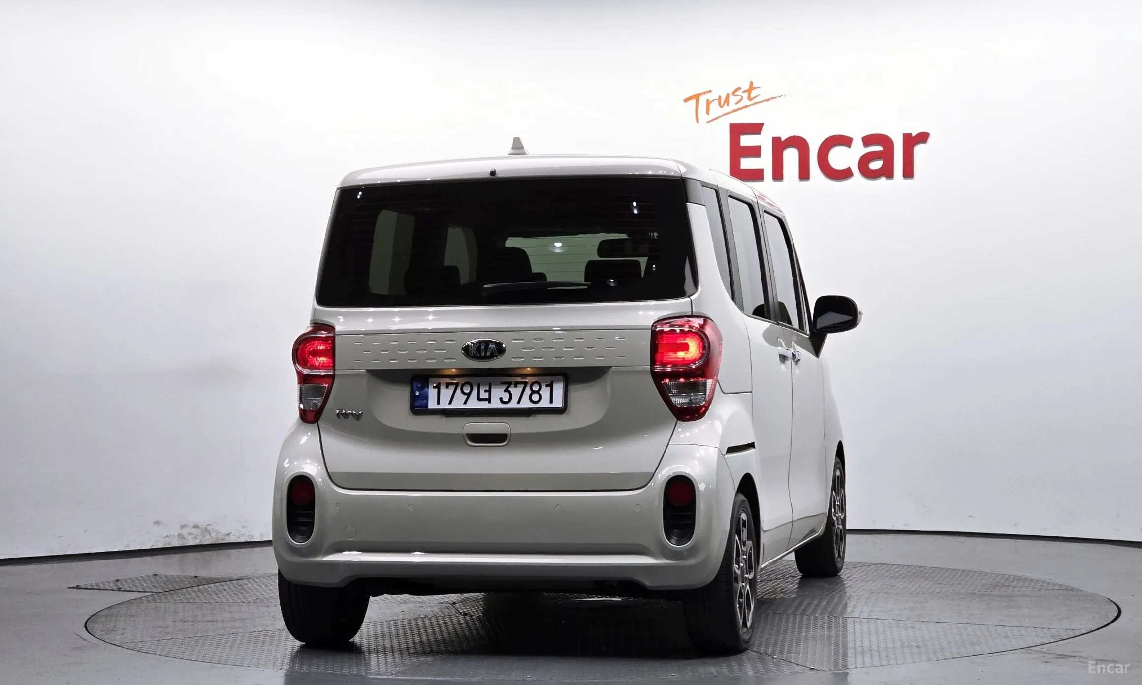 Kia Ray превью 3